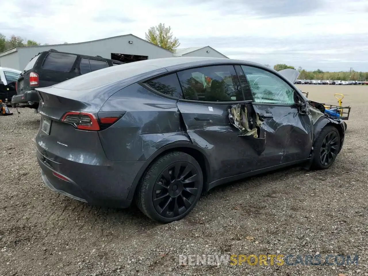 3 Photograph of a damaged car 7SAYGDEE4PF609049 TESLA MODEL Y 2023