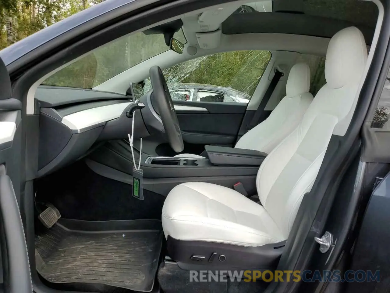 7 Photograph of a damaged car 7SAYGDEE4PF609049 TESLA MODEL Y 2023