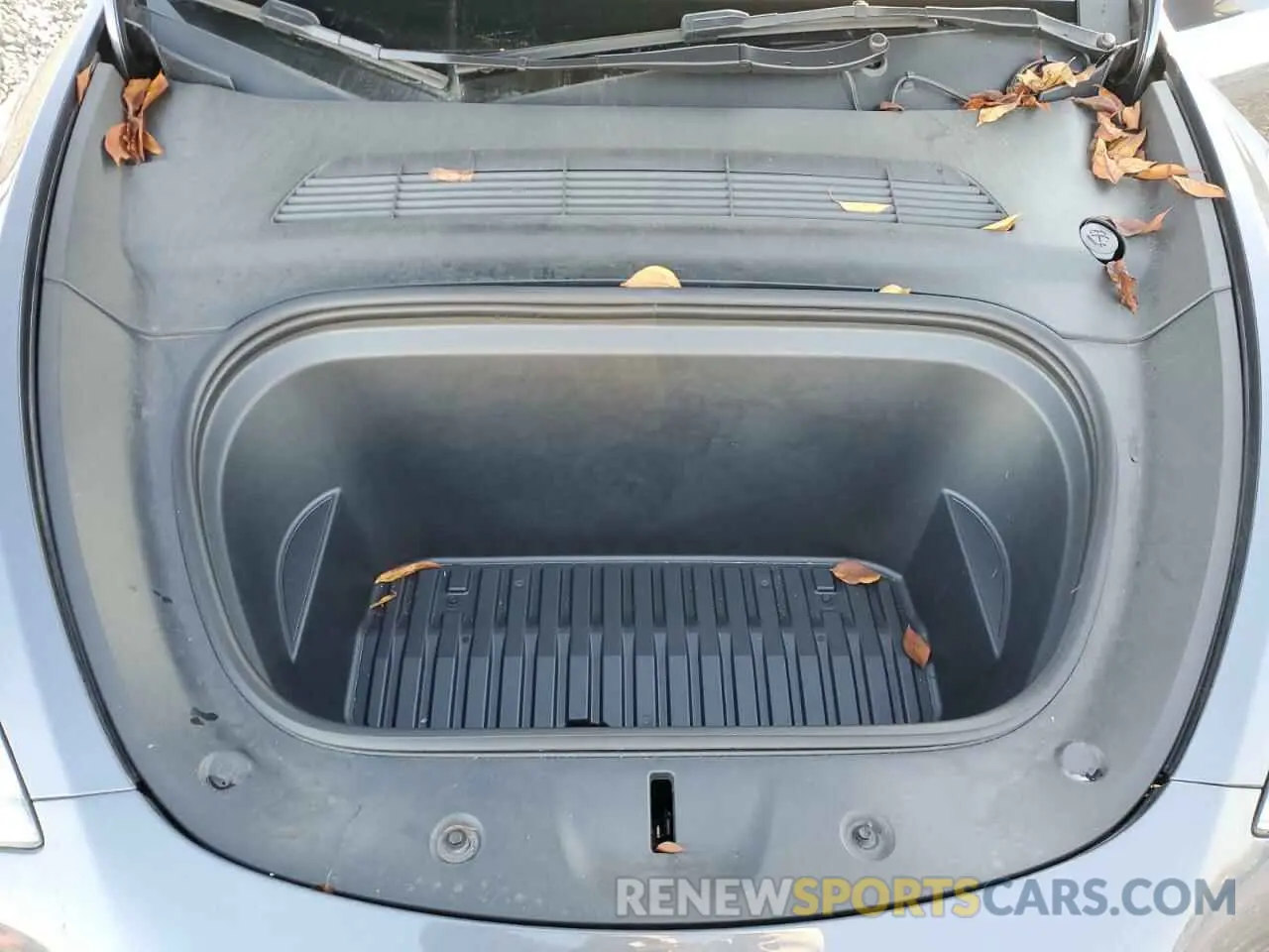 14 Photograph of a damaged car 7SAYGDEE4PF645307 TESLA MODEL Y 2023