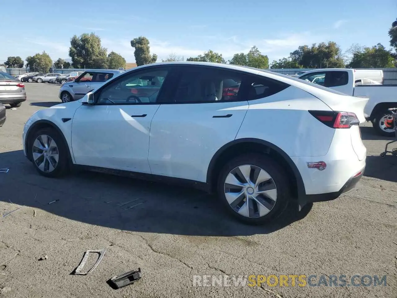 2 Photograph of a damaged car 7SAYGDEE4PF747464 TESLA MODEL Y 2023