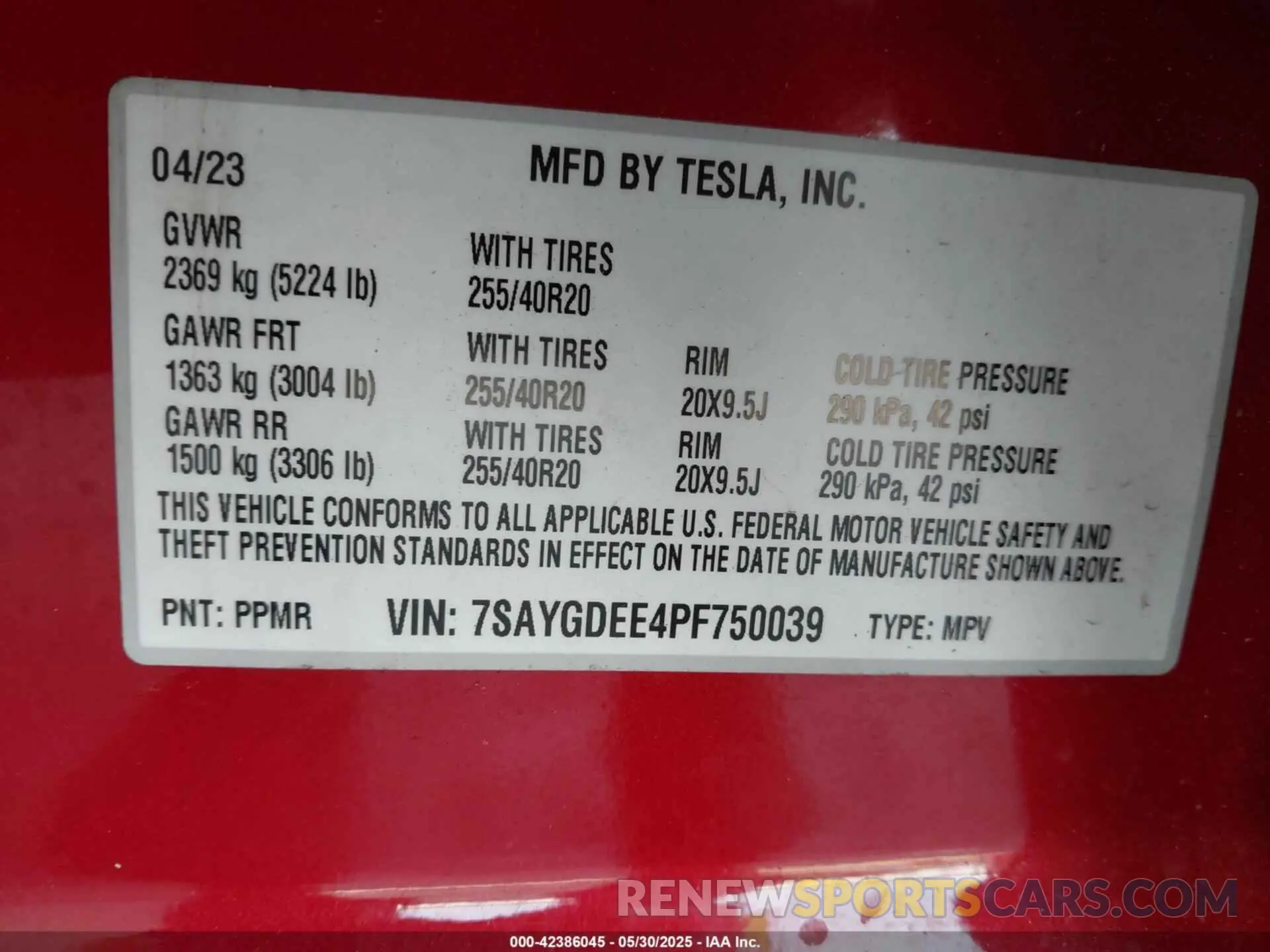 9 Photograph of a damaged car 7SAYGDEE4PF750039 TESLA MODEL Y 2023