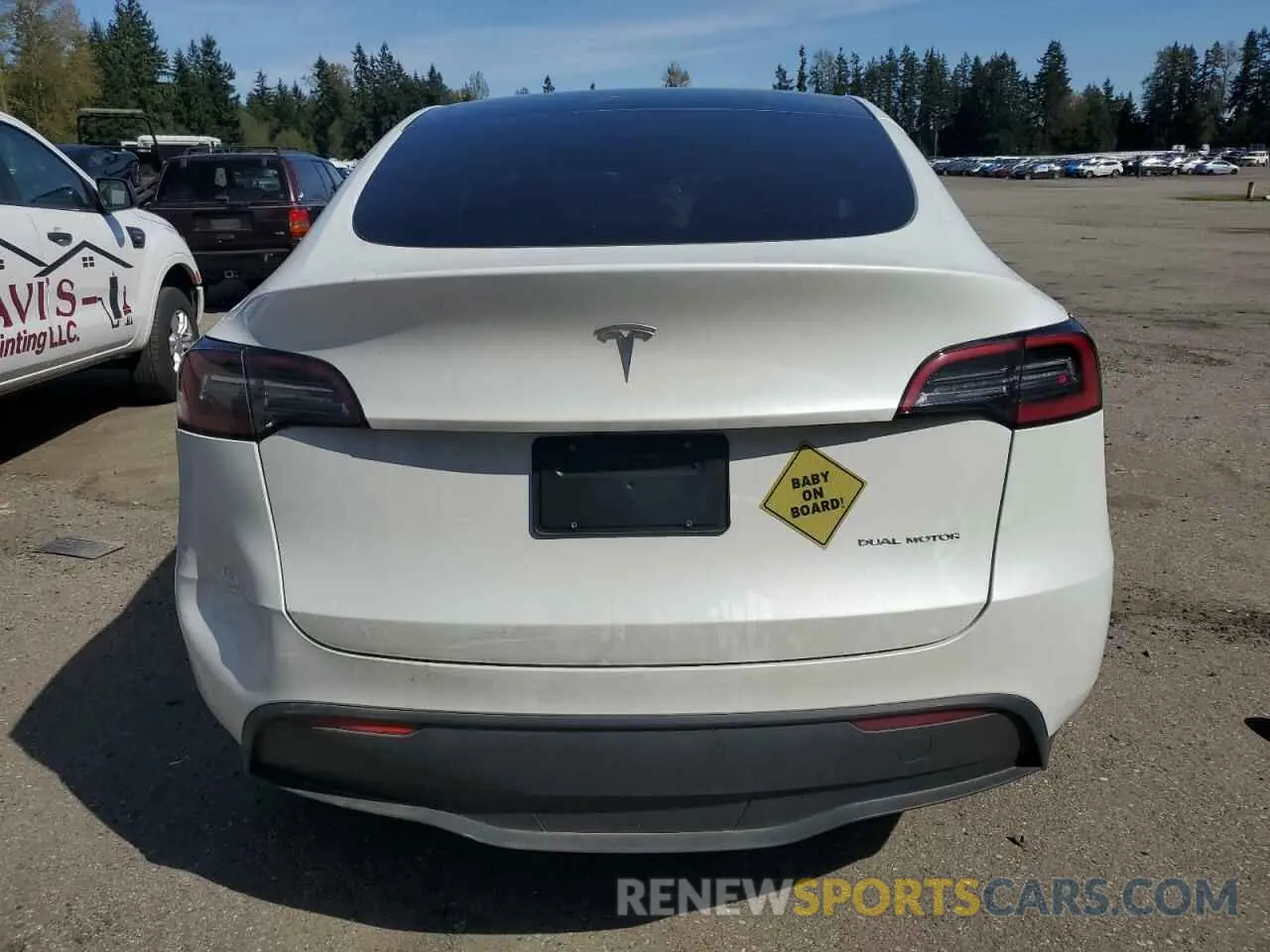 6 Photograph of a damaged car 7SAYGDEE4PF757685 TESLA MODEL Y 2023