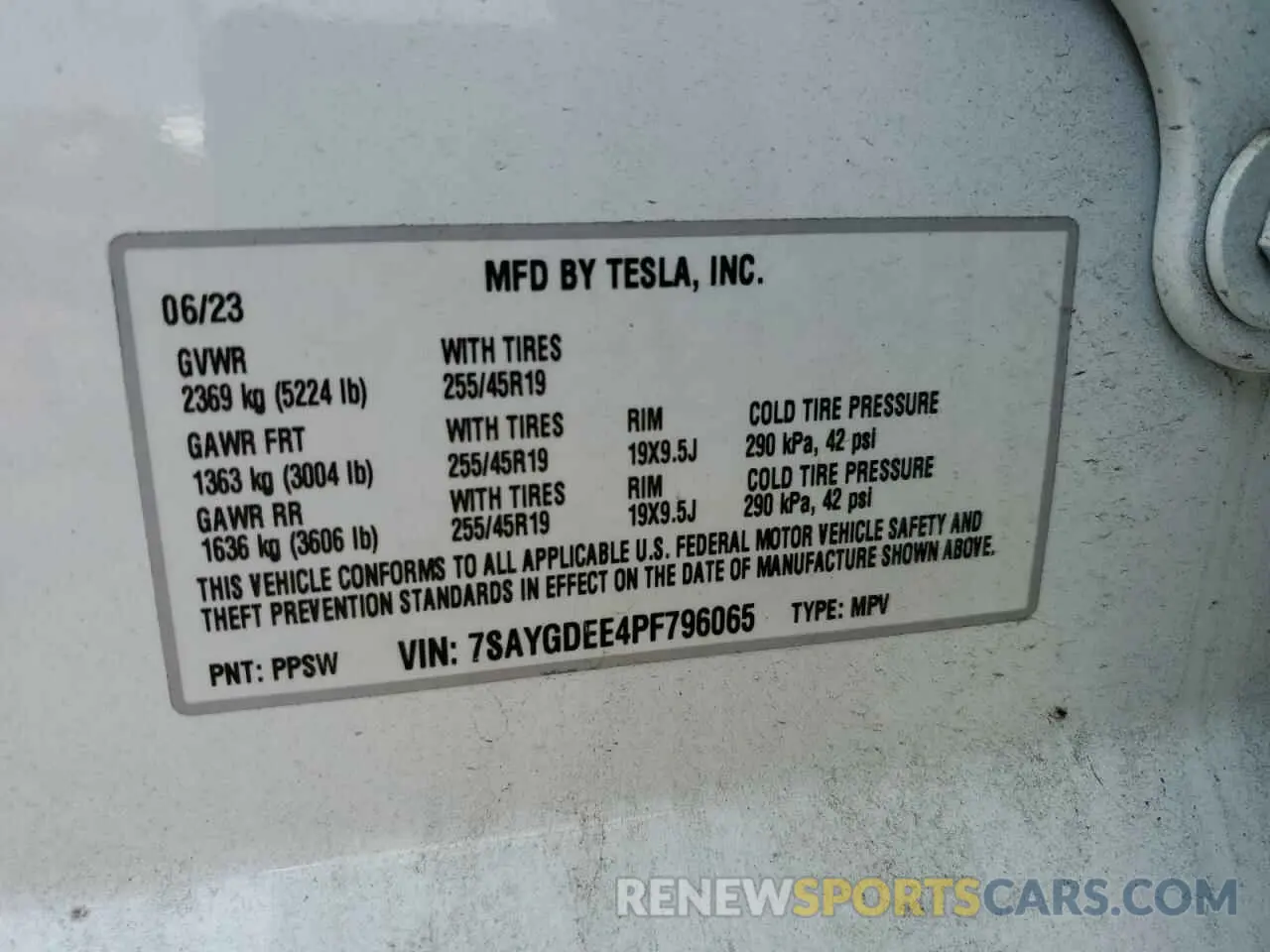 12 Photograph of a damaged car 7SAYGDEE4PF796065 TESLA MODEL Y 2023