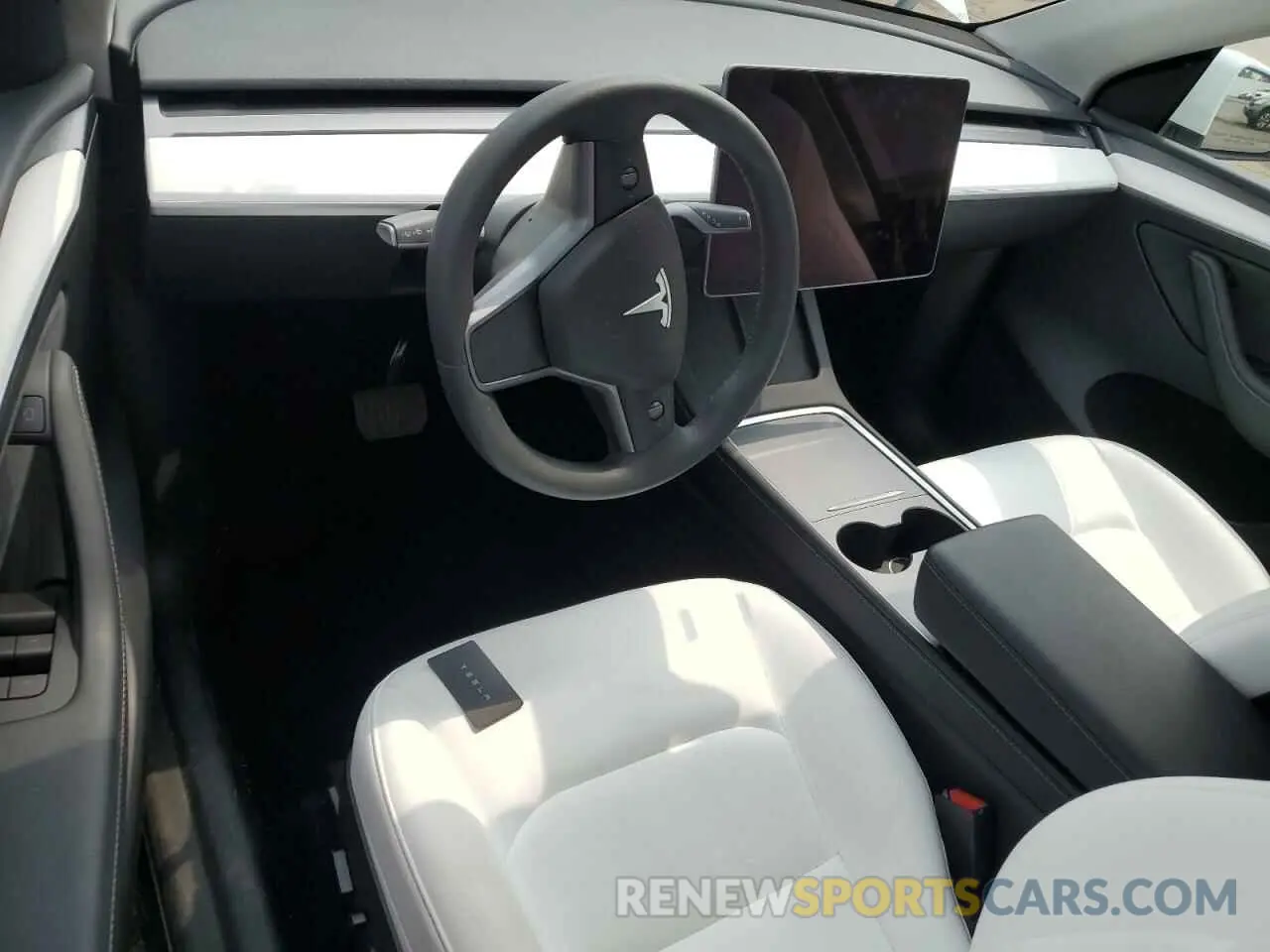 8 Photograph of a damaged car 7SAYGDEE4PF796065 TESLA MODEL Y 2023
