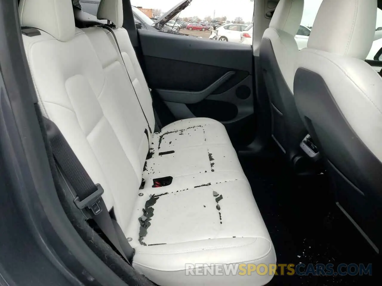 10 Photograph of a damaged car 7SAYGDEE4PF801510 TESLA MODEL Y 2023