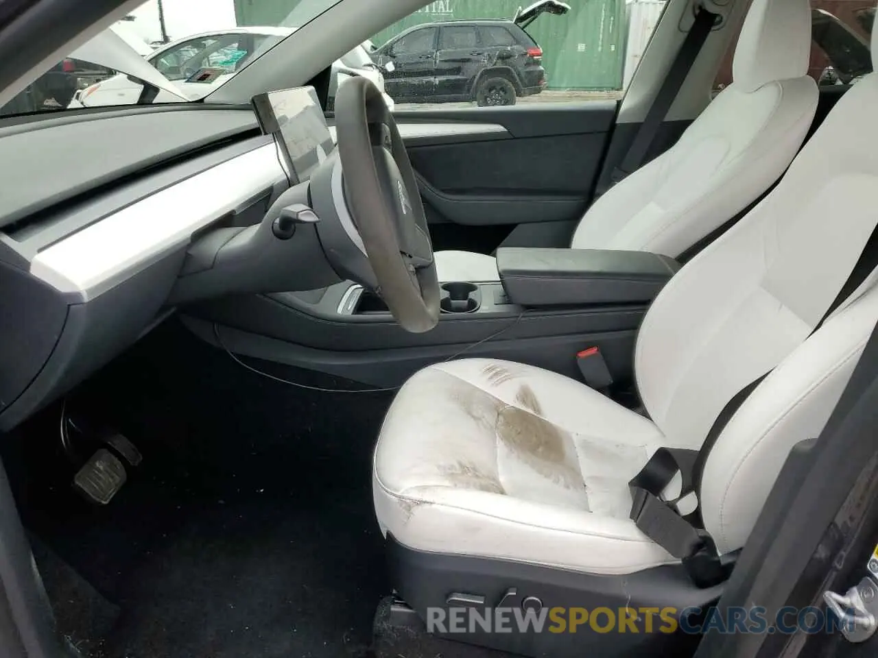 7 Photograph of a damaged car 7SAYGDEE4PF801510 TESLA MODEL Y 2023