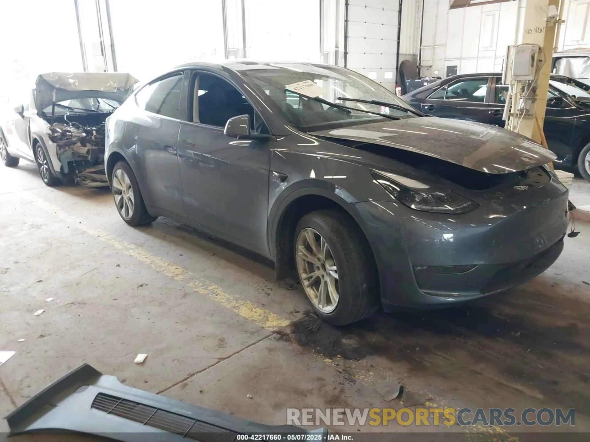 1 Photograph of a damaged car 7SAYGDEE4PF806349 TESLA MODEL Y 2023