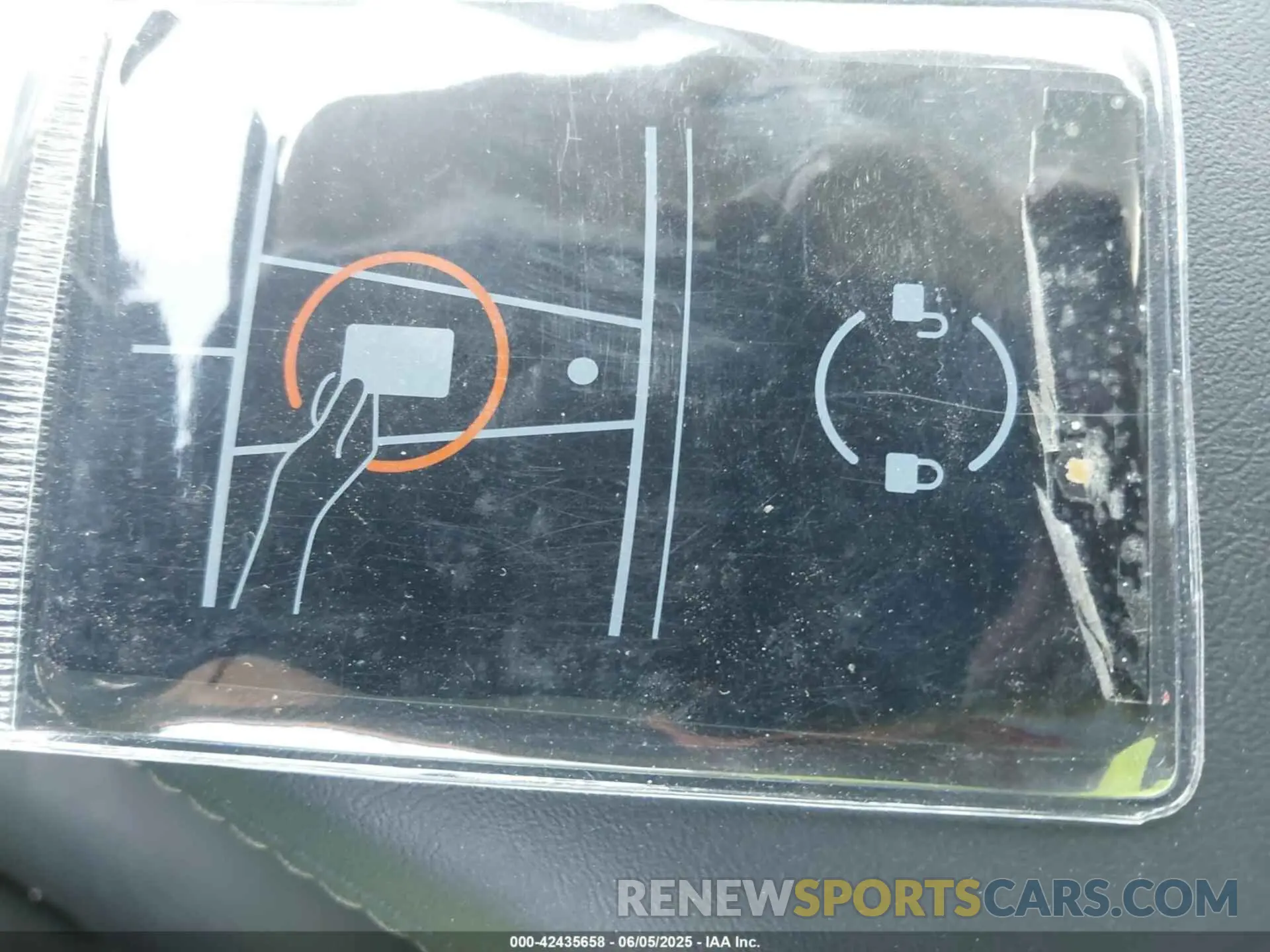 11 Photograph of a damaged car 7SAYGDEE4PF823376 TESLA MODEL Y 2023