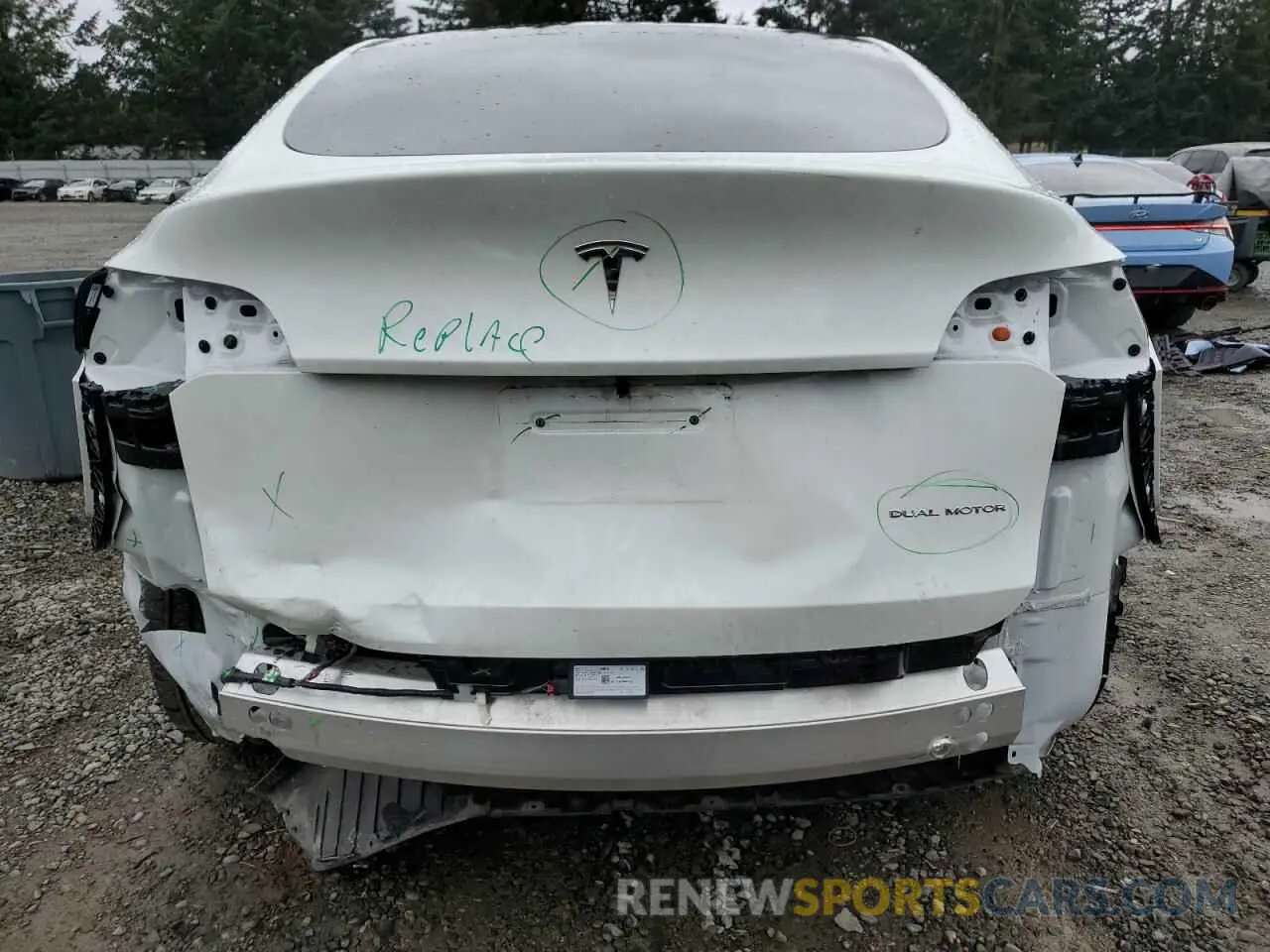 6 Photograph of a damaged car 7SAYGDEE4PF836872 TESLA MODEL Y 2023