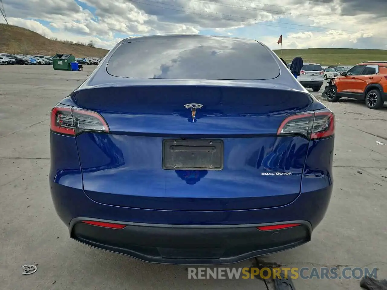 6 Photograph of a damaged car 7SAYGDEE4PF890429 TESLA MODEL Y 2023