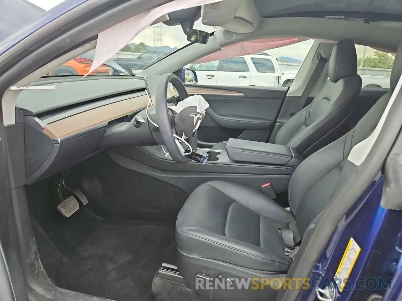 7 Photograph of a damaged car 7SAYGDEE4PF890429 TESLA MODEL Y 2023