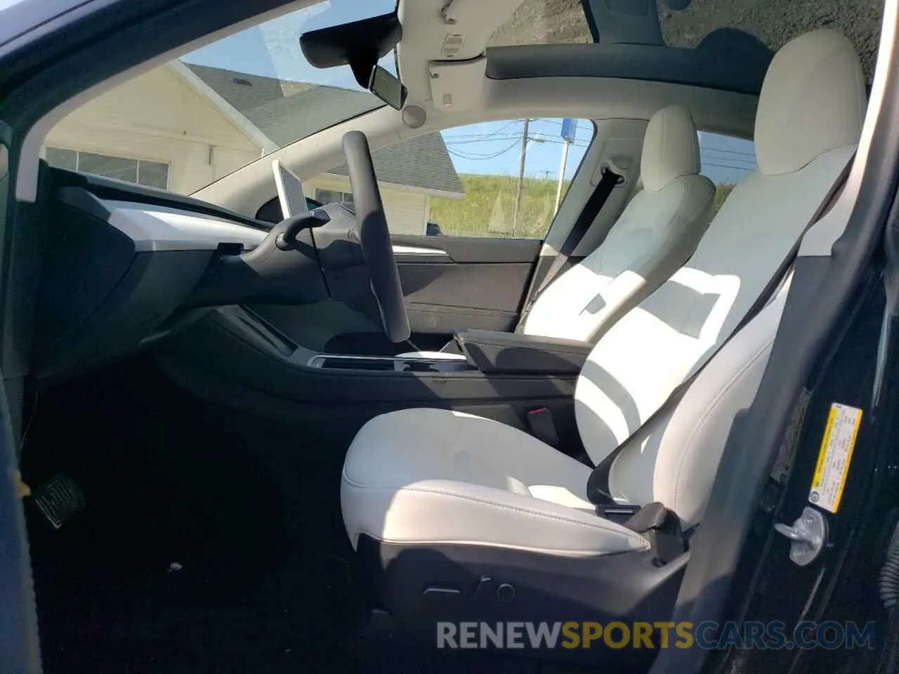 7 Photograph of a damaged car 7SAYGDEE4PF891600 TESLA MODEL Y 2023