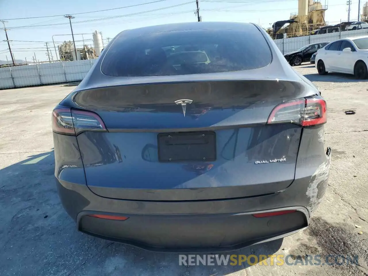 6 Photograph of a damaged car 7SAYGDEE5PA037129 TESLA MODEL Y 2023