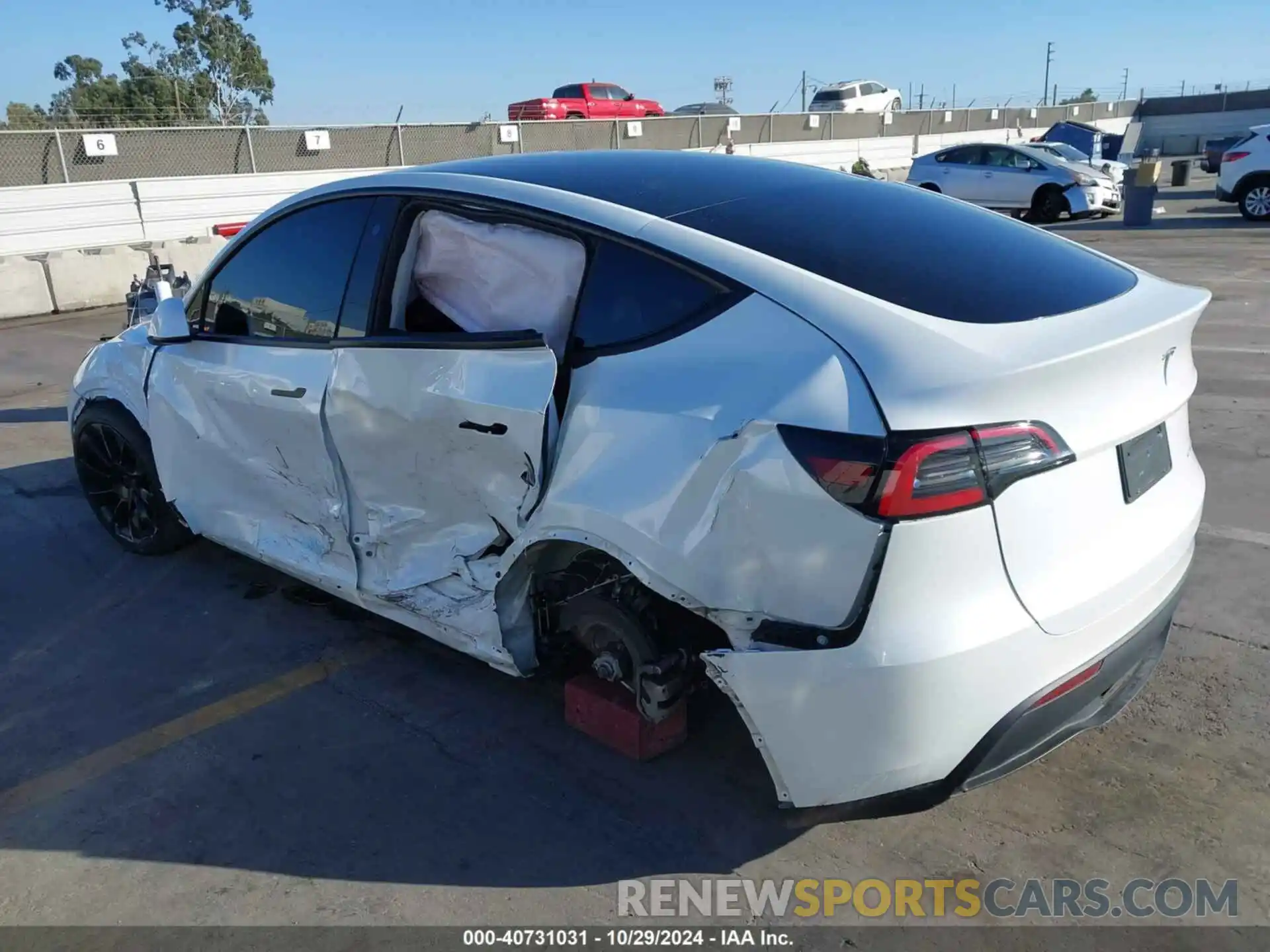 6 Photograph of a damaged car 7SAYGDEE5PA059485 TESLA MODEL Y 2023