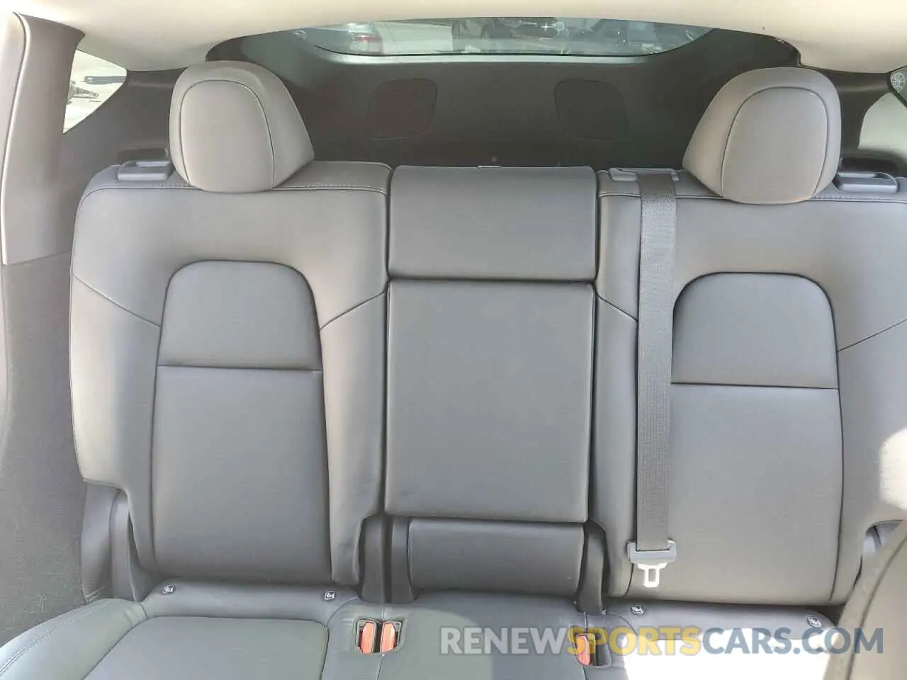 10 Photograph of a damaged car 7SAYGDEE5PA076769 TESLA MODEL Y 2023