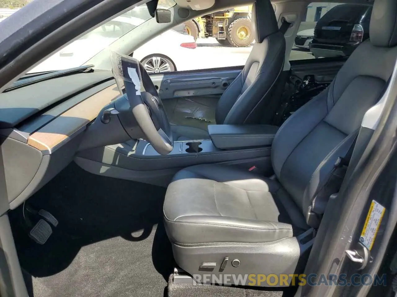 7 Photograph of a damaged car 7SAYGDEE5PA076769 TESLA MODEL Y 2023