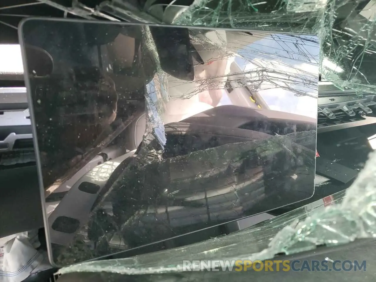 9 Photograph of a damaged car 7SAYGDEE5PA083009 TESLA MODEL Y 2023