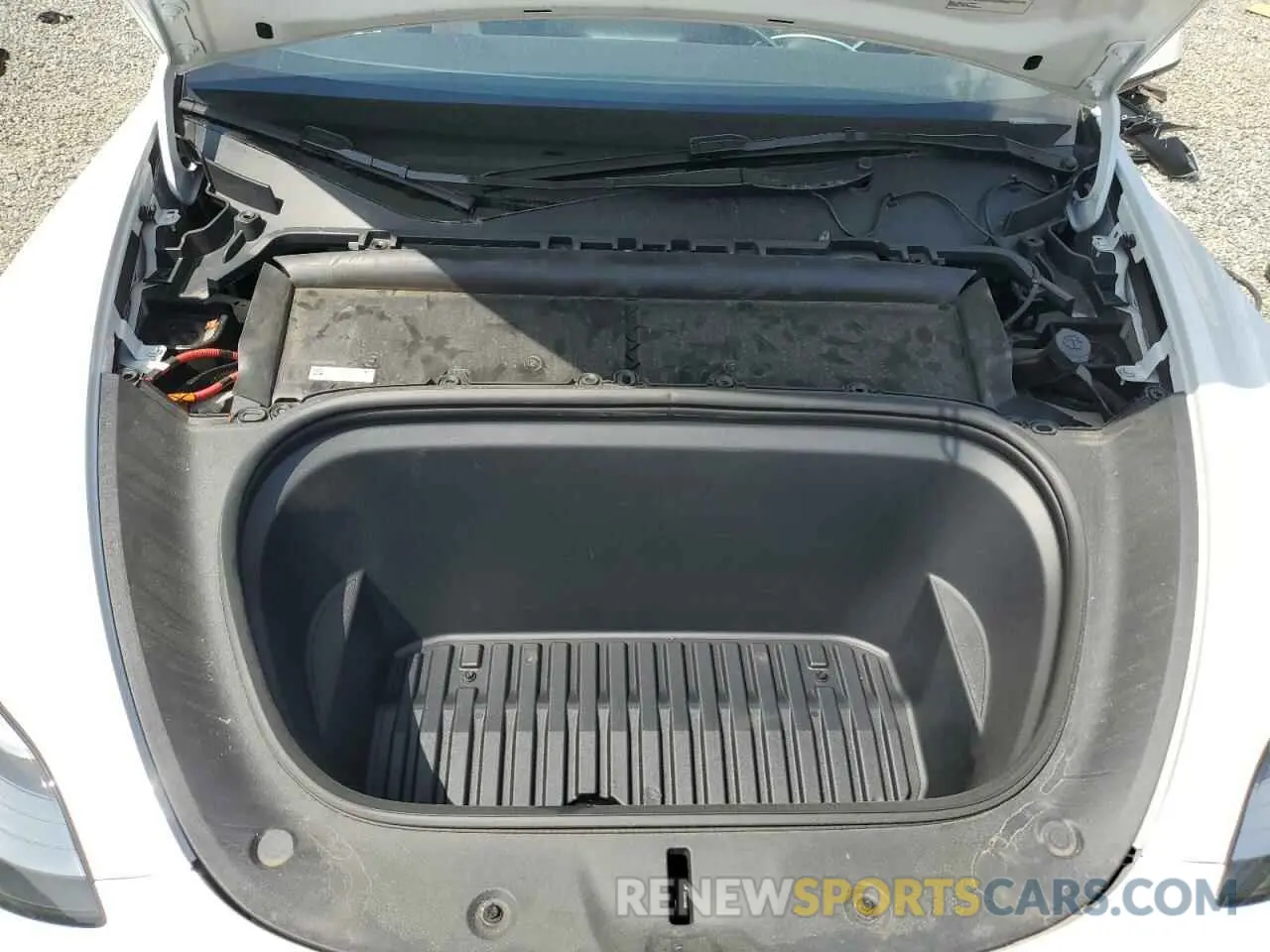 11 Photograph of a damaged car 7SAYGDEE5PA100522 TESLA MODEL Y 2023