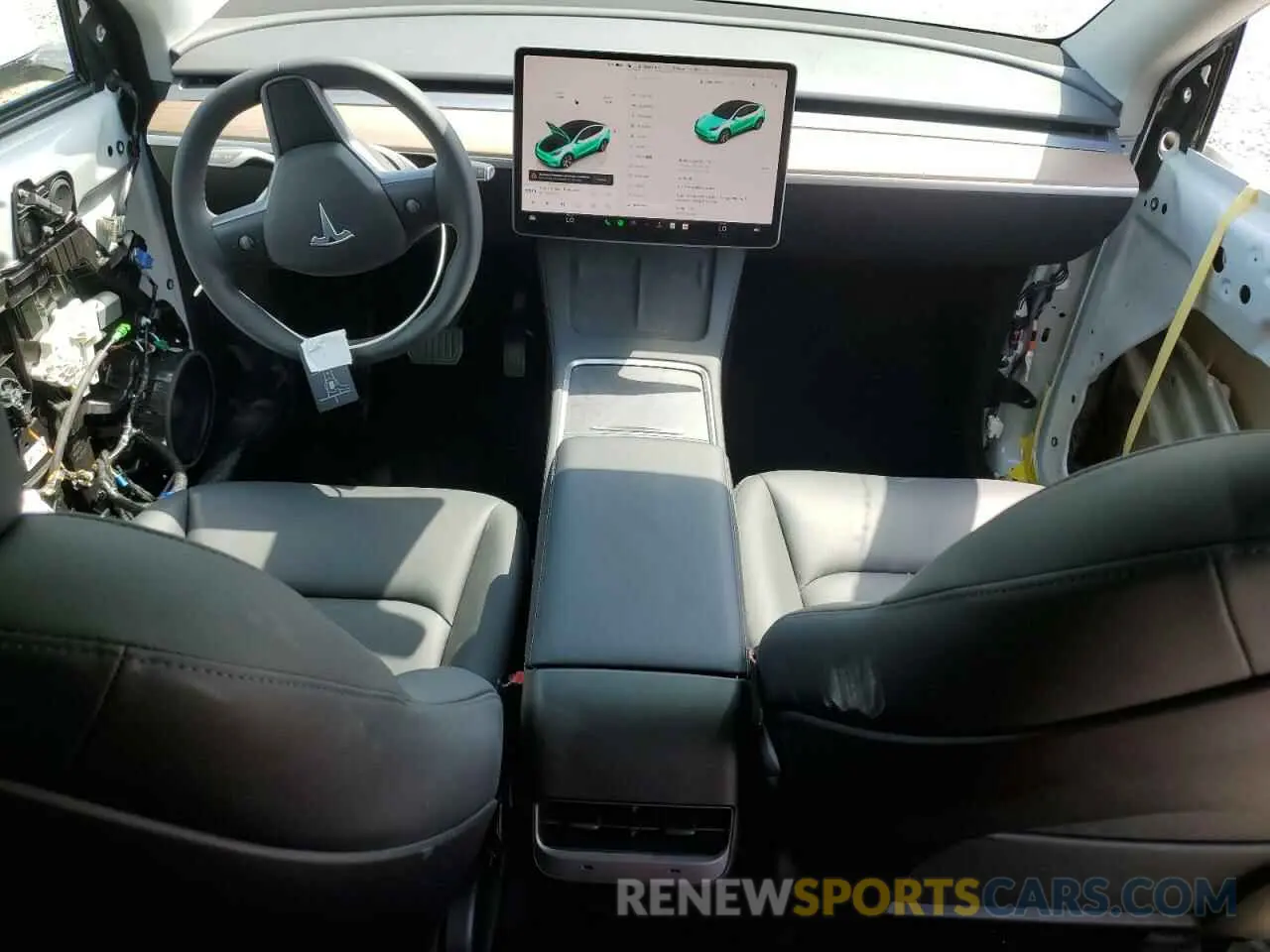 8 Photograph of a damaged car 7SAYGDEE5PA100522 TESLA MODEL Y 2023