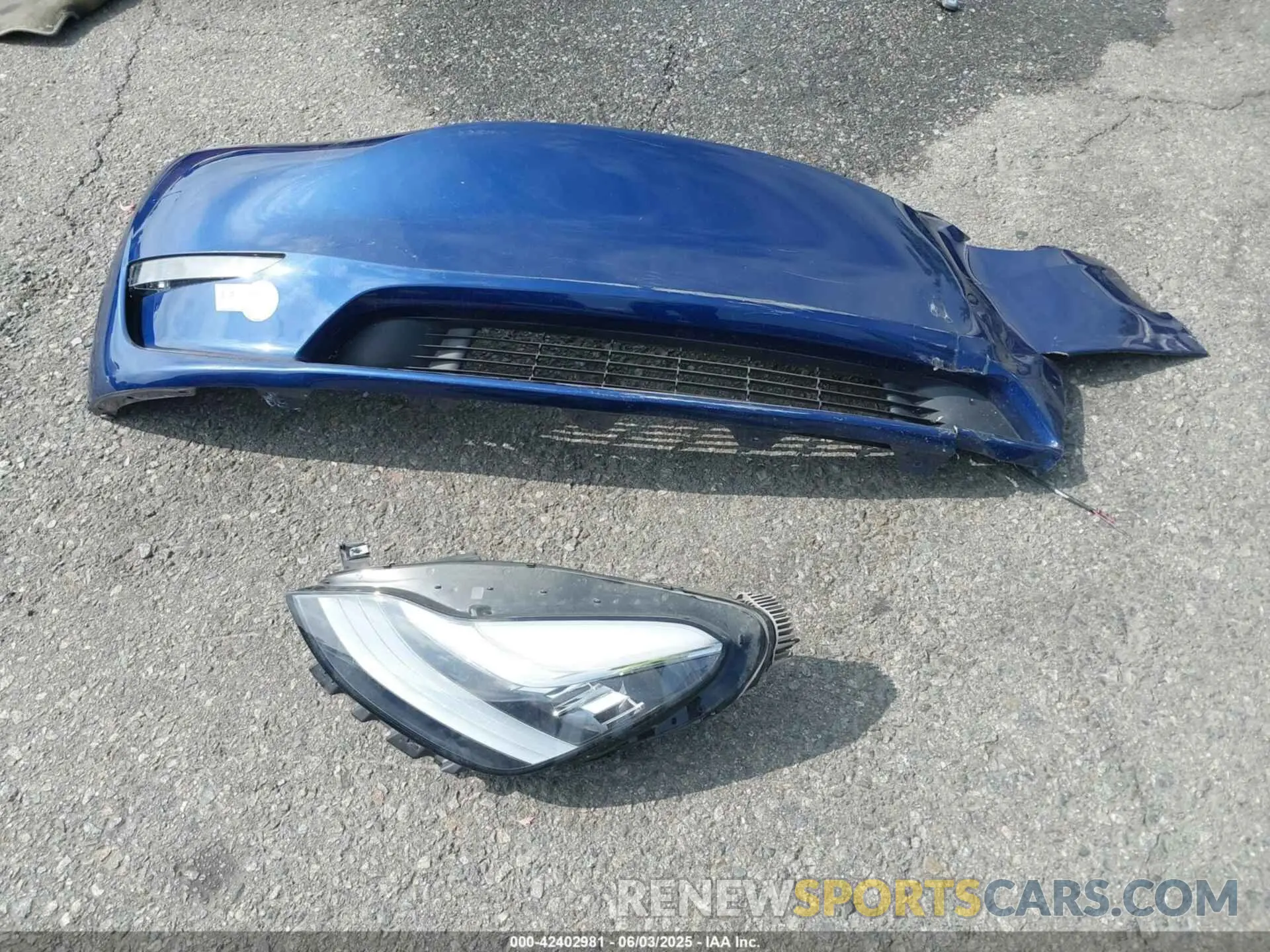 12 Photograph of a damaged car 7SAYGDEE5PA102285 TESLA MODEL Y 2023