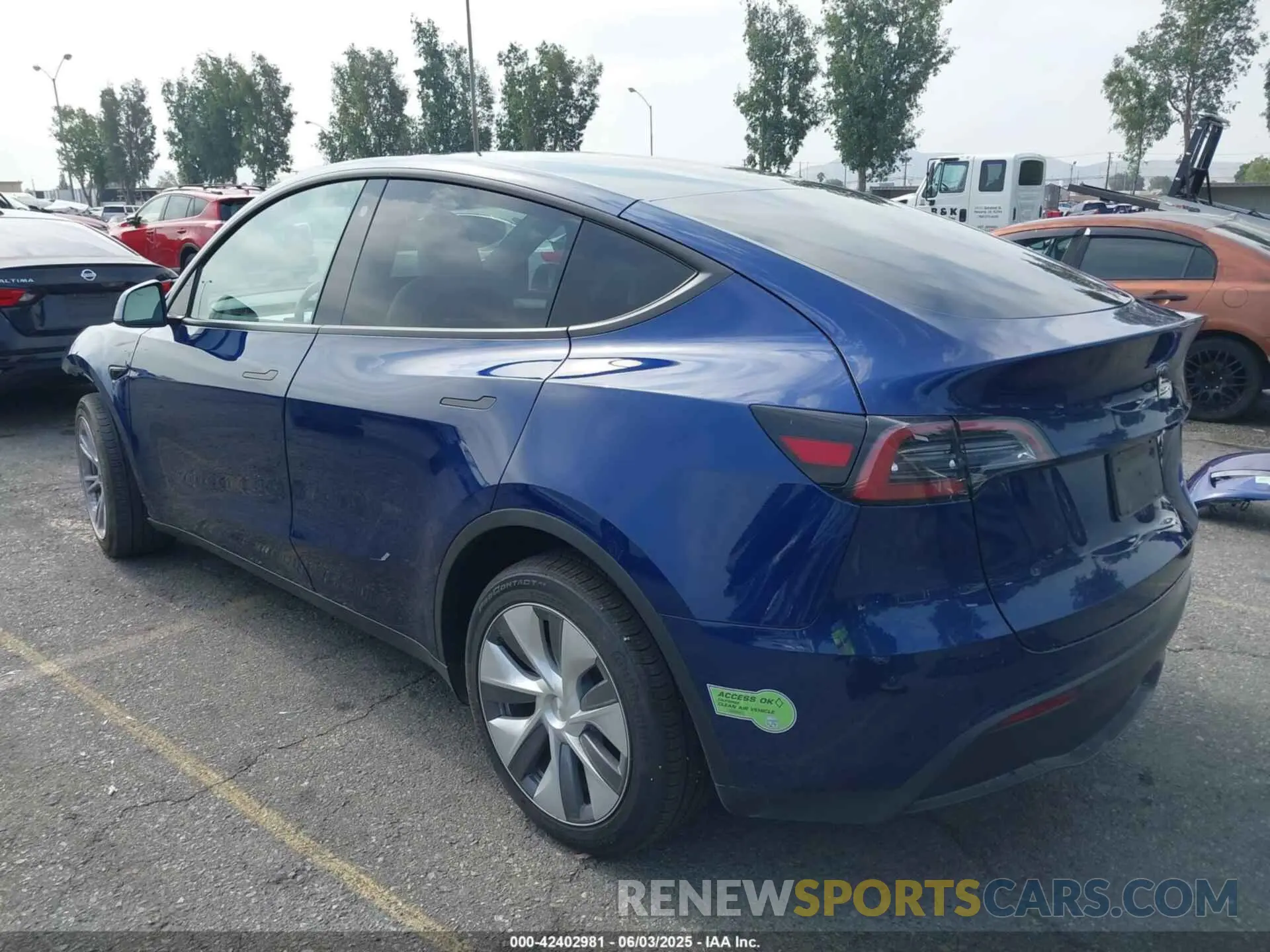 3 Photograph of a damaged car 7SAYGDEE5PA102285 TESLA MODEL Y 2023