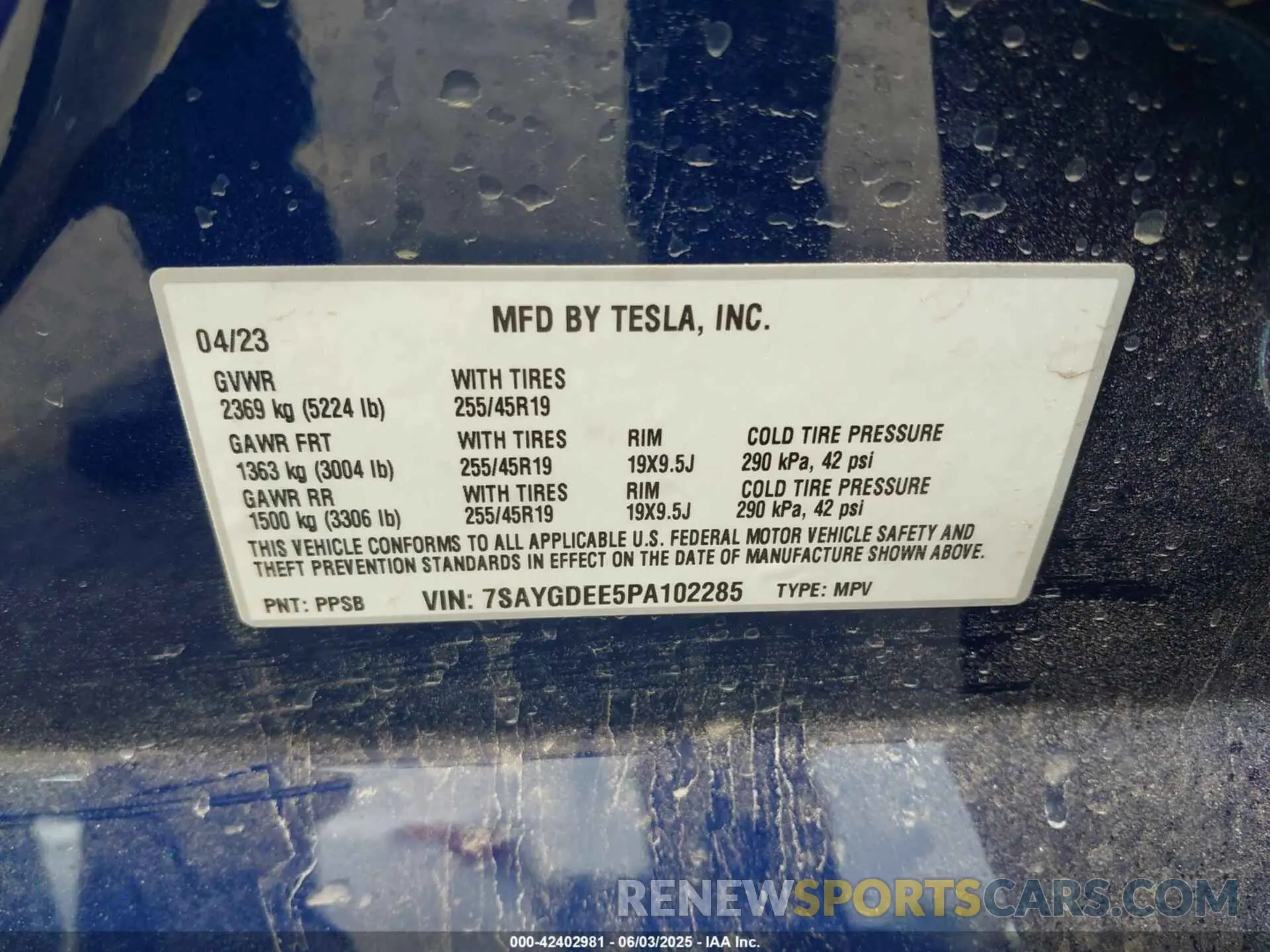9 Photograph of a damaged car 7SAYGDEE5PA102285 TESLA MODEL Y 2023