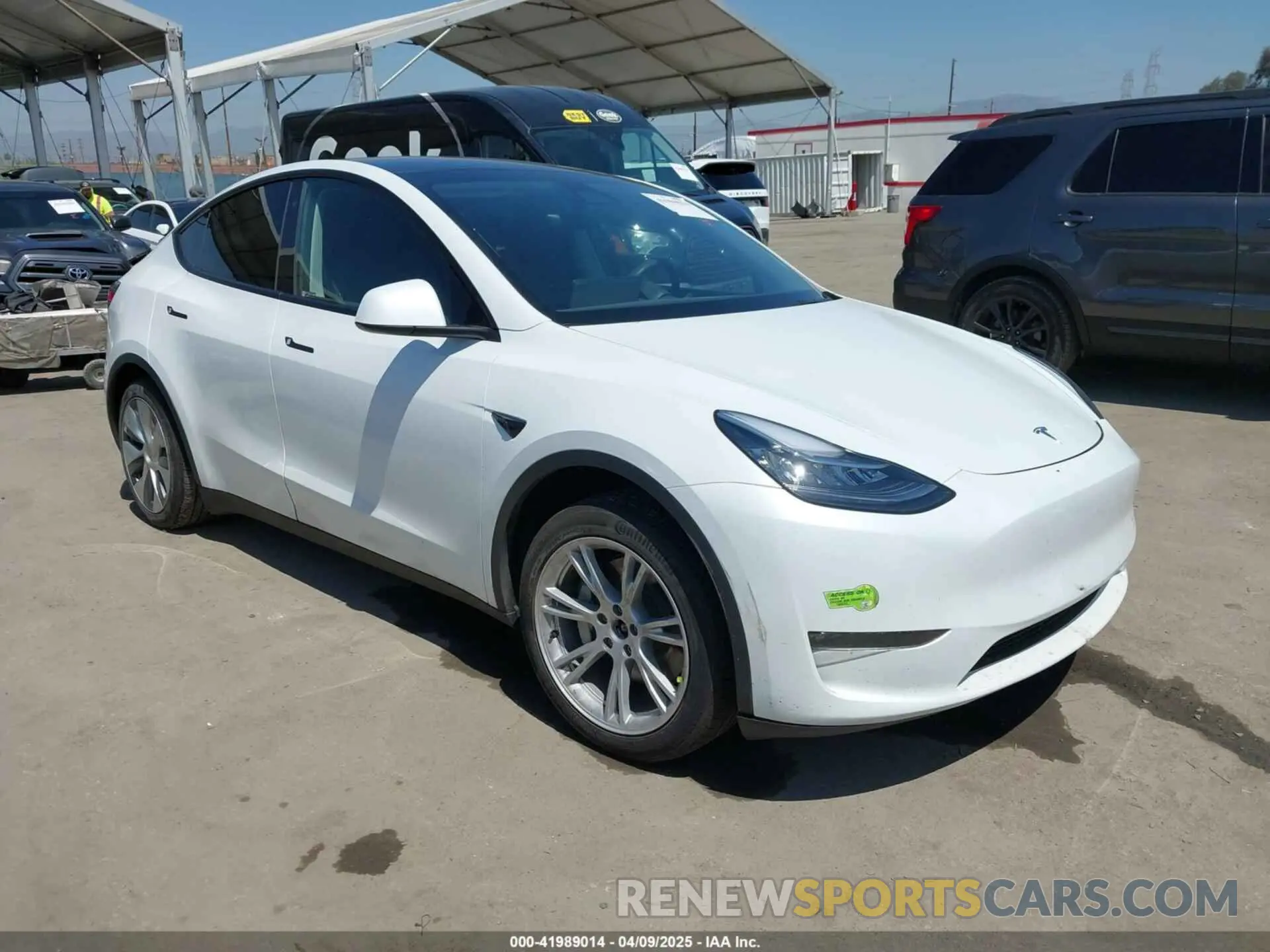 1 Photograph of a damaged car 7SAYGDEE5PA104635 TESLA MODEL Y 2023