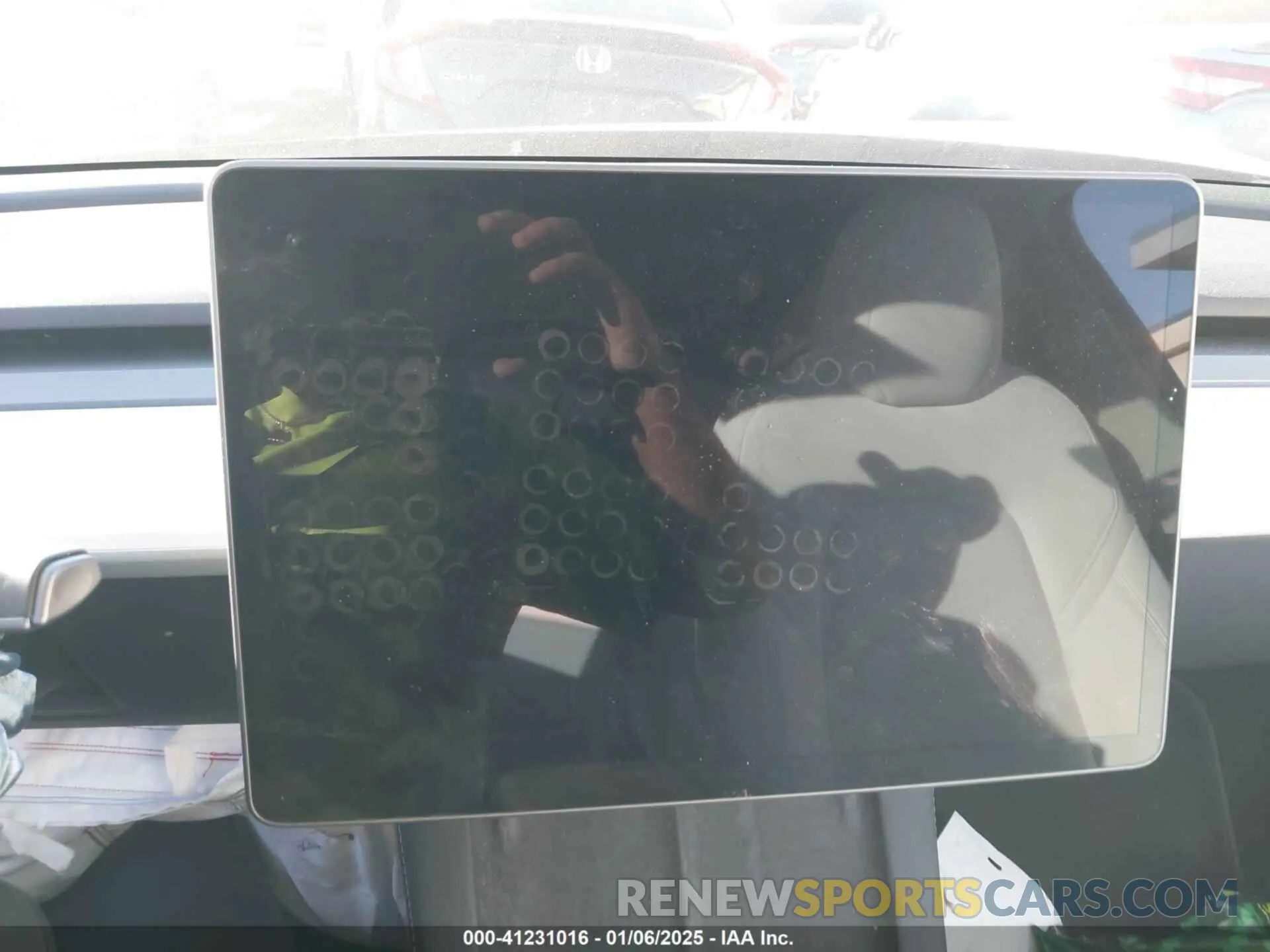 7 Photograph of a damaged car 7SAYGDEE5PA105834 TESLA MODEL Y 2023