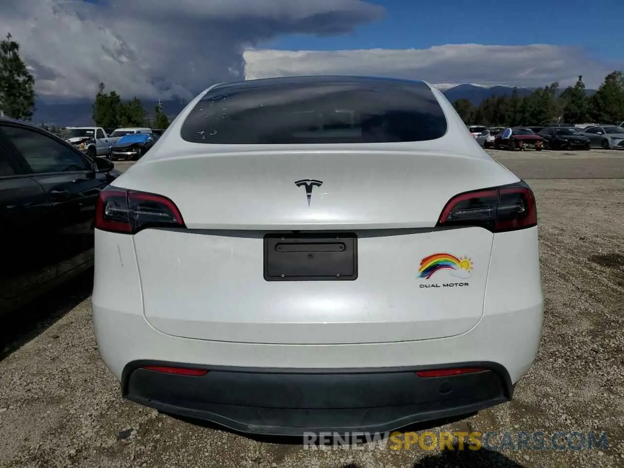 6 Photograph of a damaged car 7SAYGDEE5PA109303 TESLA MODEL Y 2023
