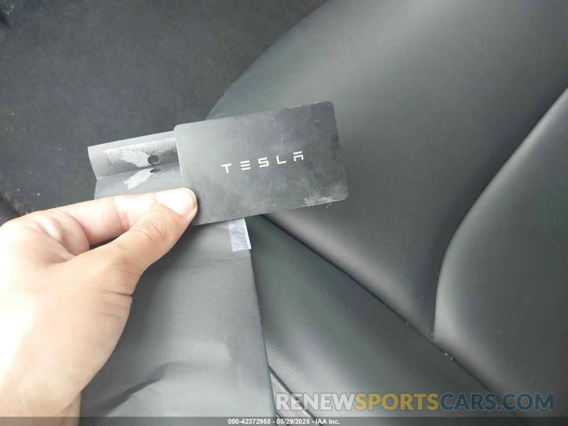11 Photograph of a damaged car 7SAYGDEE5PA109334 TESLA MODEL Y 2023