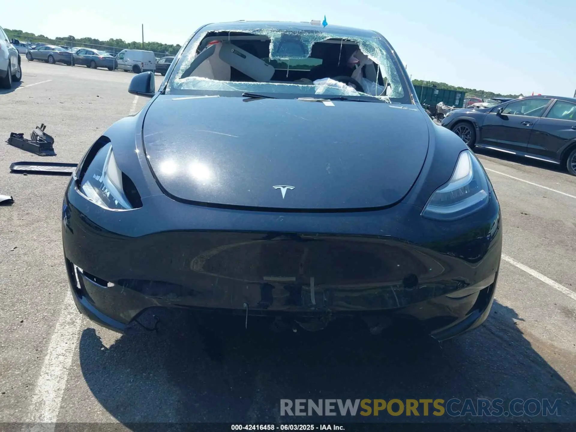 11 Photograph of a damaged car 7SAYGDEE5PA116476 TESLA MODEL Y 2023