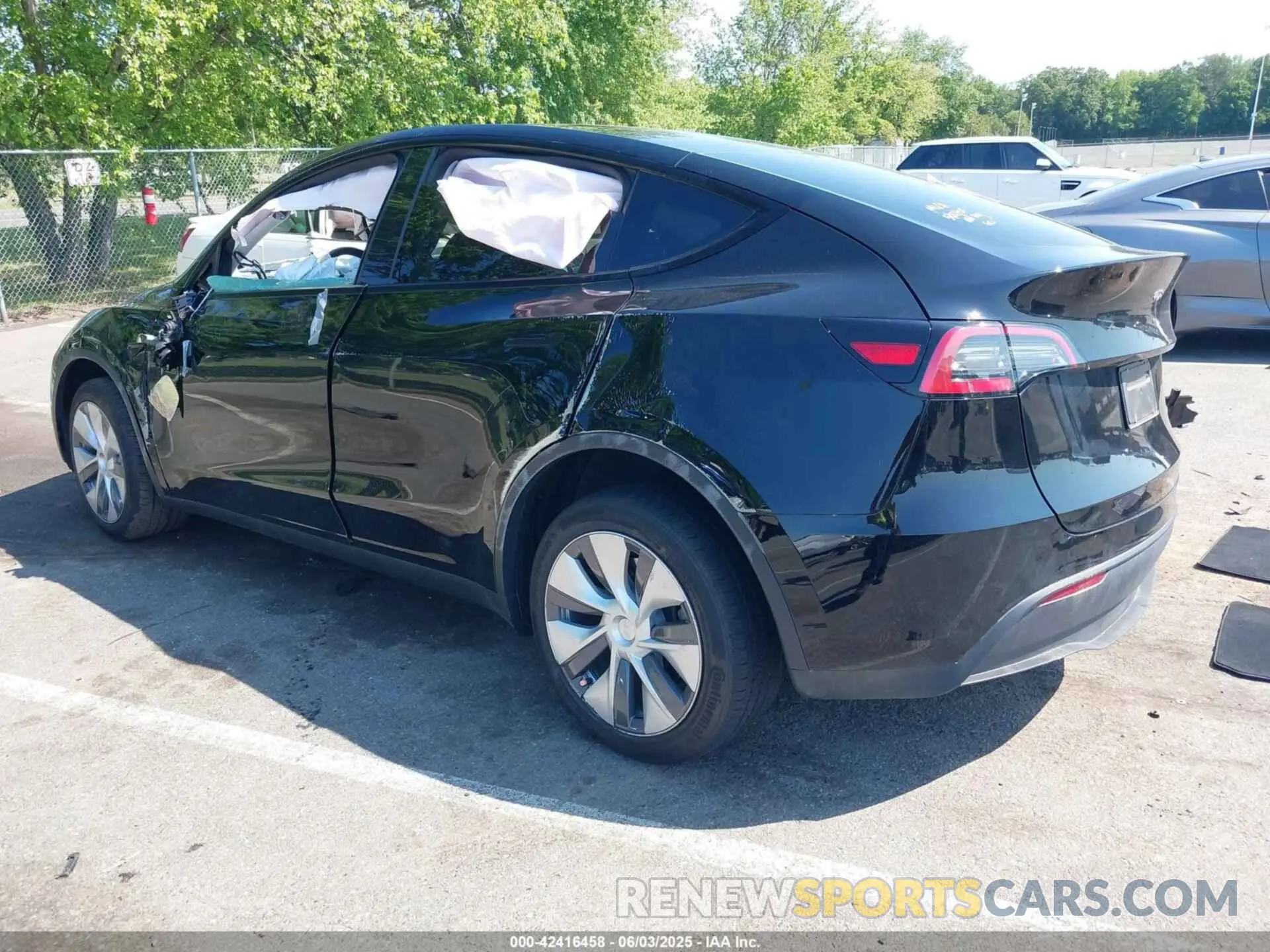 3 Photograph of a damaged car 7SAYGDEE5PA116476 TESLA MODEL Y 2023
