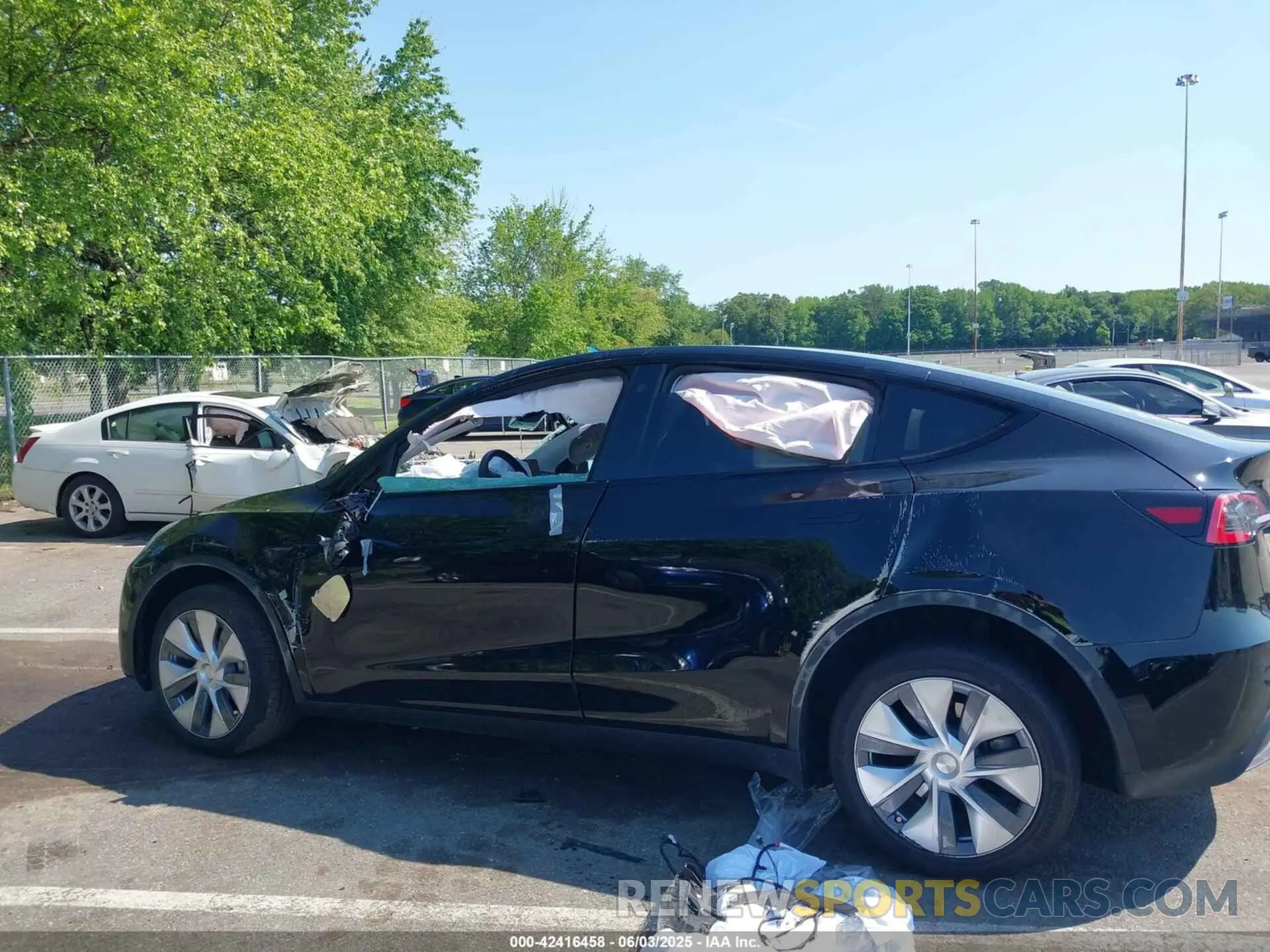 6 Photograph of a damaged car 7SAYGDEE5PA116476 TESLA MODEL Y 2023