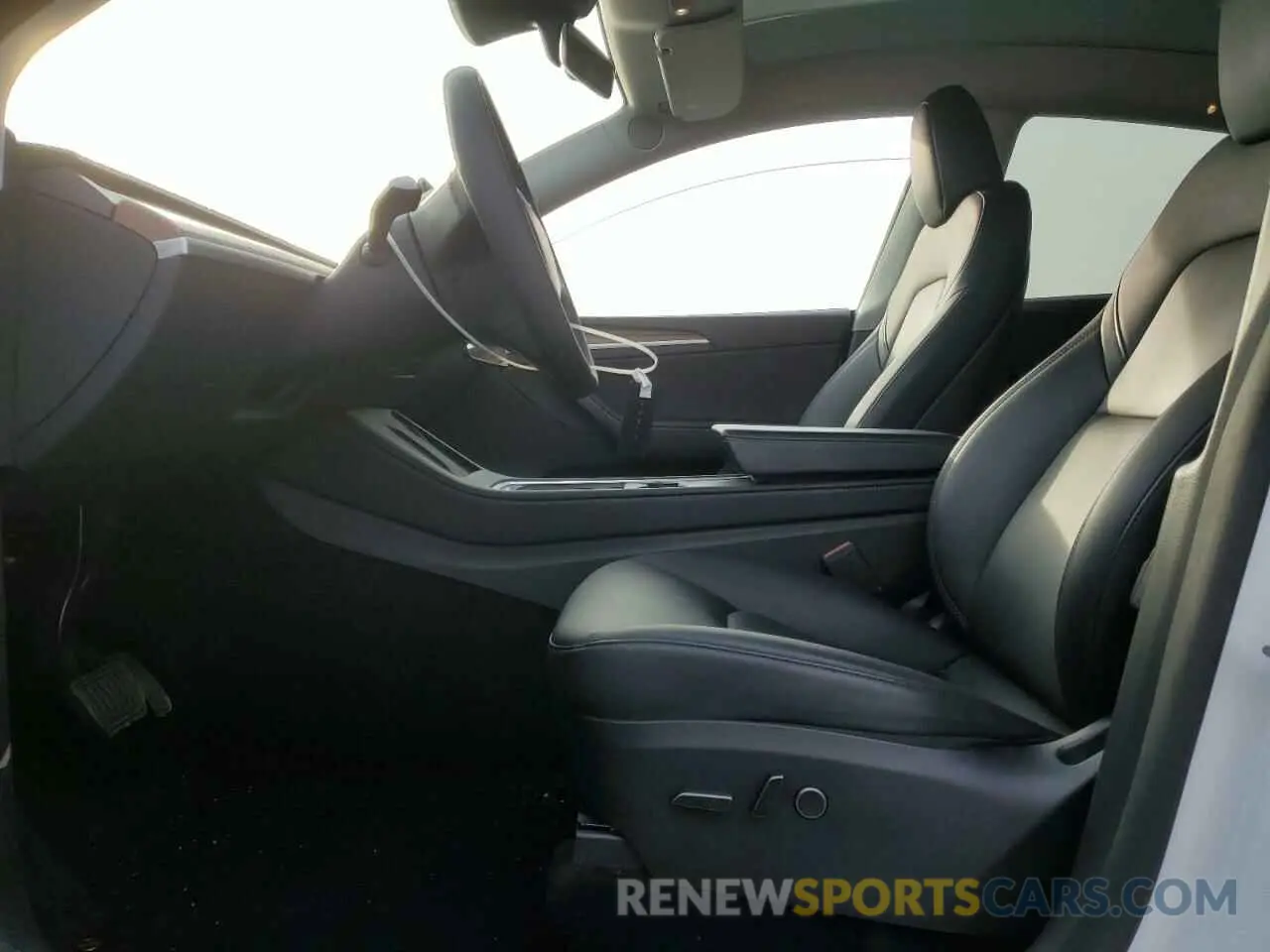 7 Photograph of a damaged car 7SAYGDEE5PA125887 TESLA MODEL Y 2023