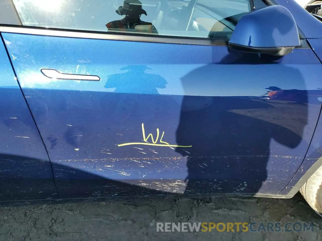 12 Photograph of a damaged car 7SAYGDEE5PA163071 TESLA MODEL Y 2023