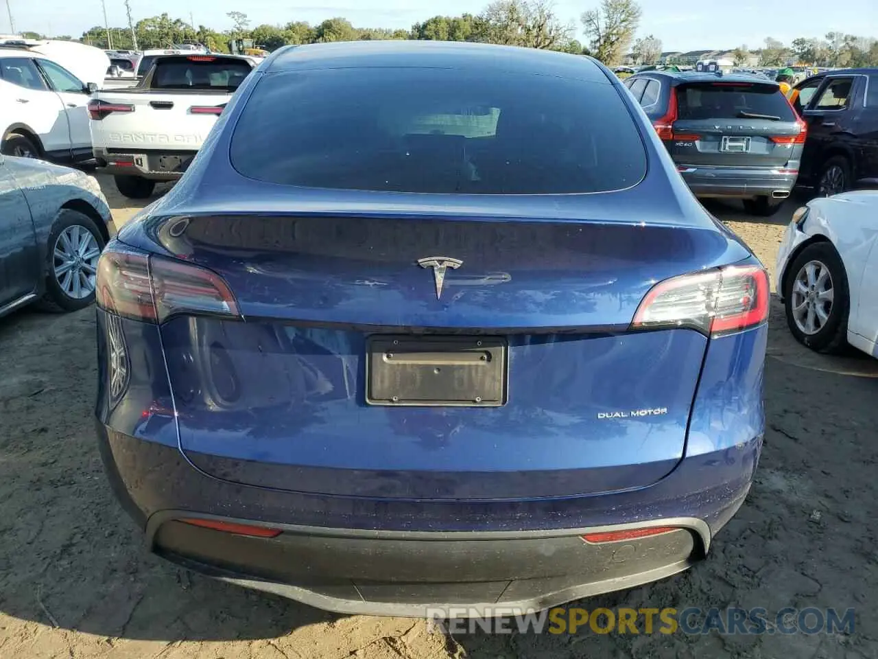 6 Photograph of a damaged car 7SAYGDEE5PA163071 TESLA MODEL Y 2023