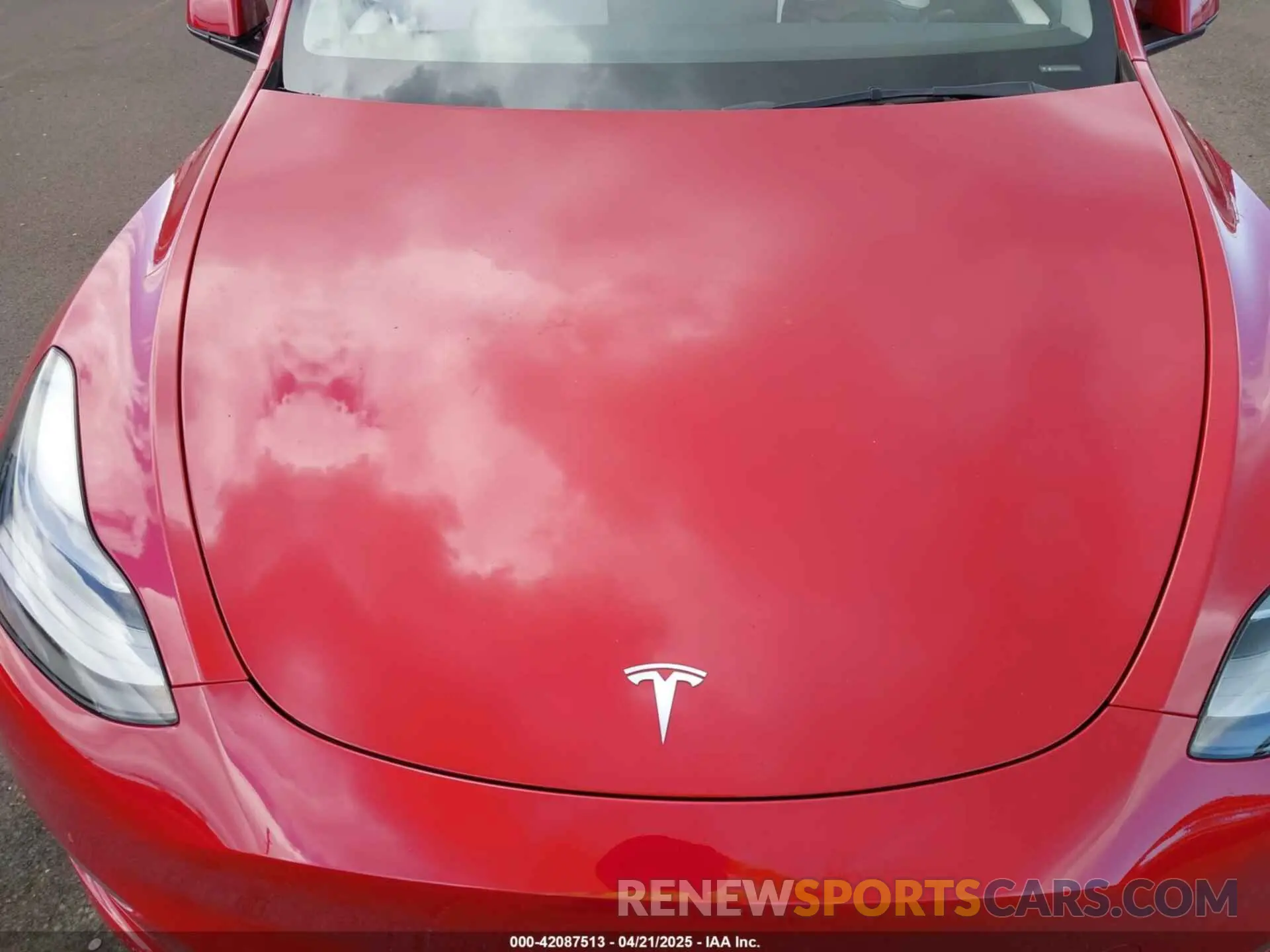 10 Photograph of a damaged car 7SAYGDEE5PA167914 TESLA MODEL Y 2023
