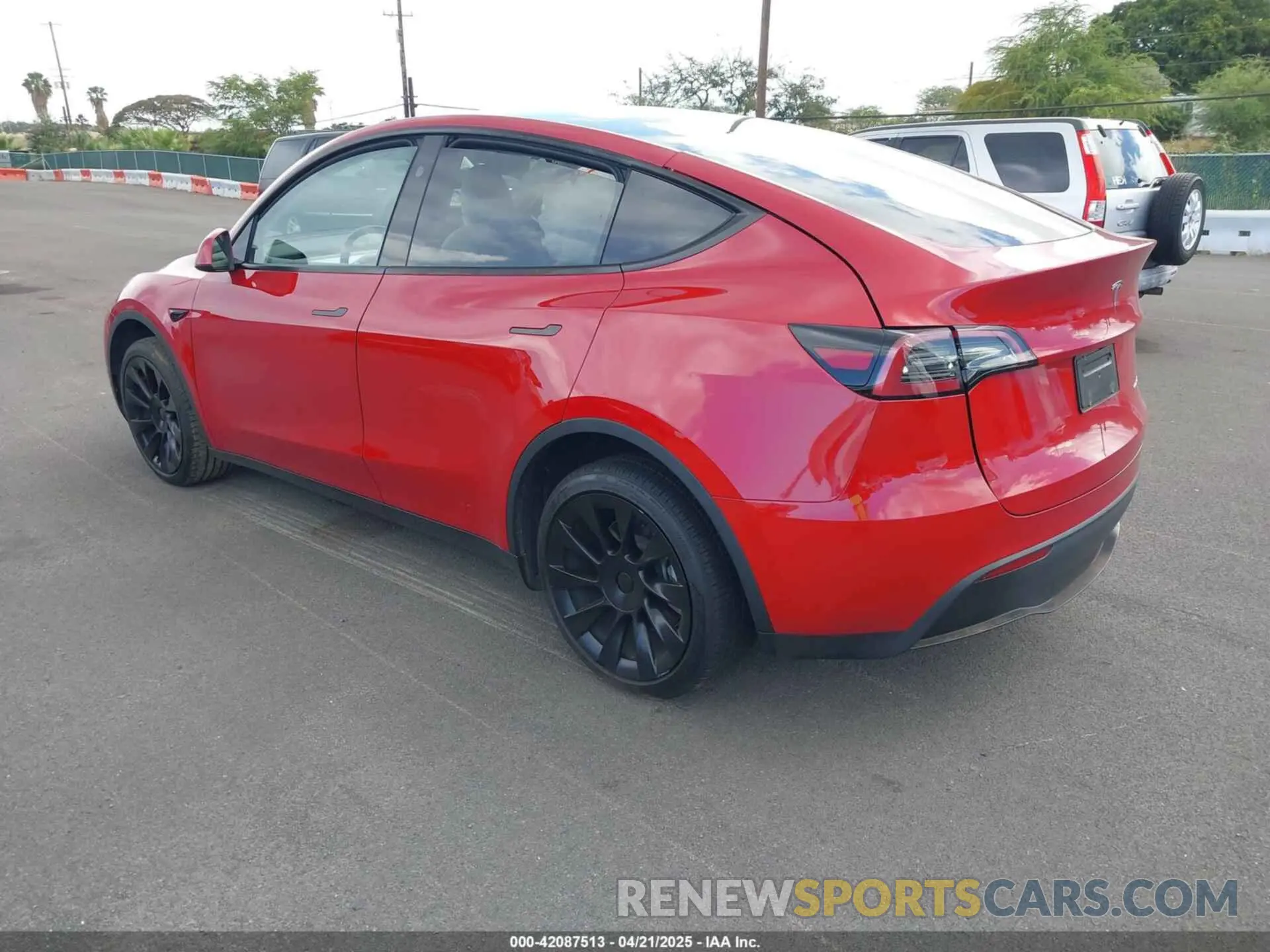 3 Photograph of a damaged car 7SAYGDEE5PA167914 TESLA MODEL Y 2023
