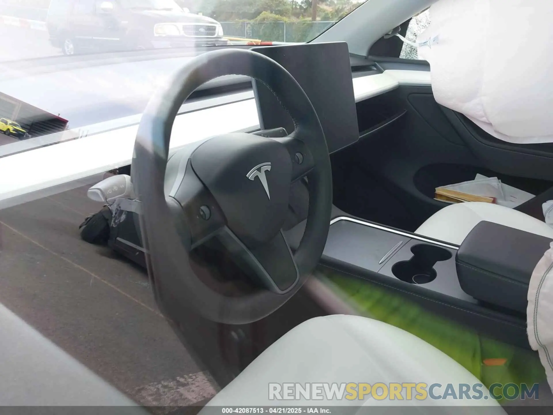 7 Photograph of a damaged car 7SAYGDEE5PA167914 TESLA MODEL Y 2023