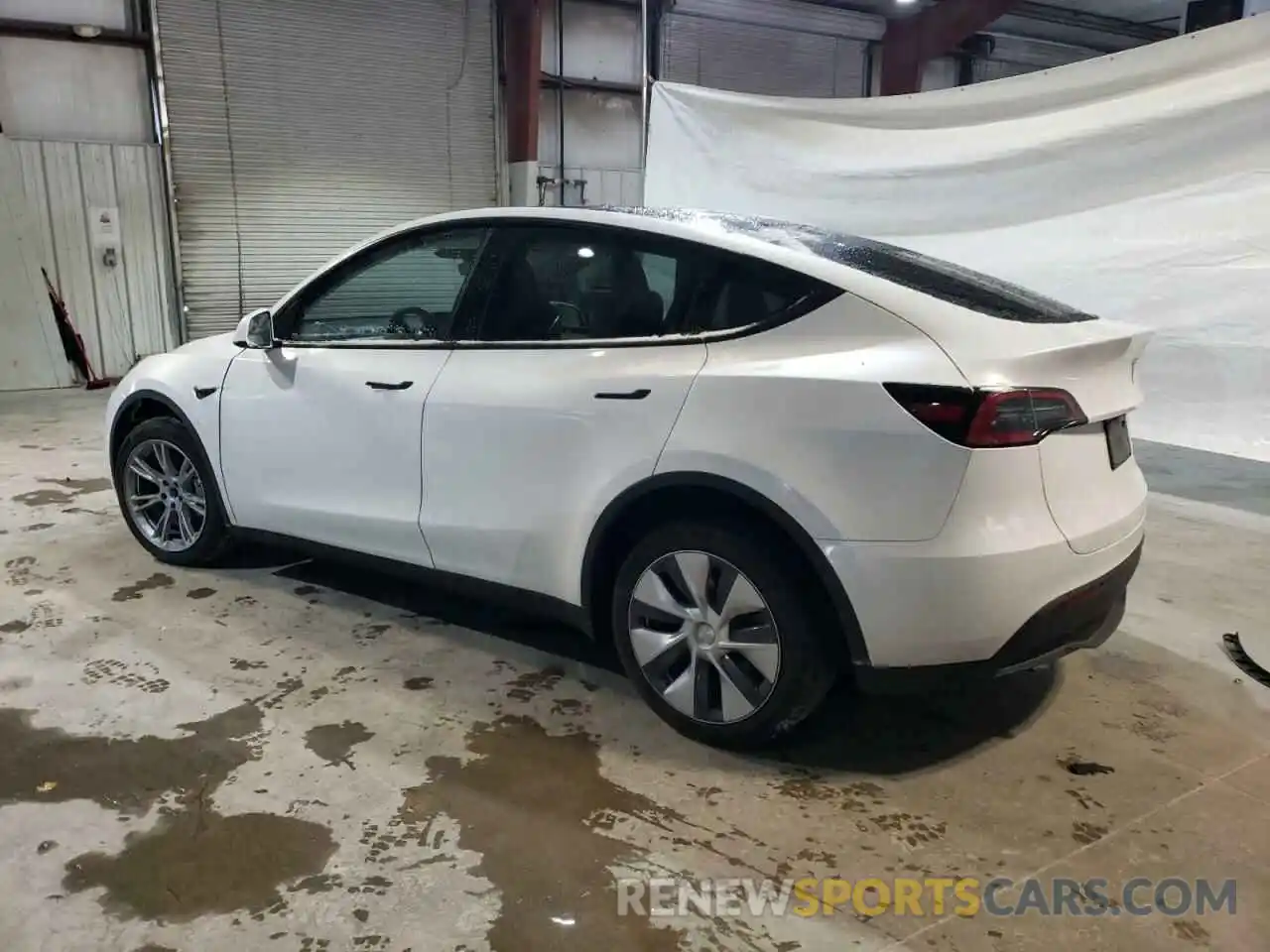 2 Photograph of a damaged car 7SAYGDEE5PA170733 TESLA MODEL Y 2023