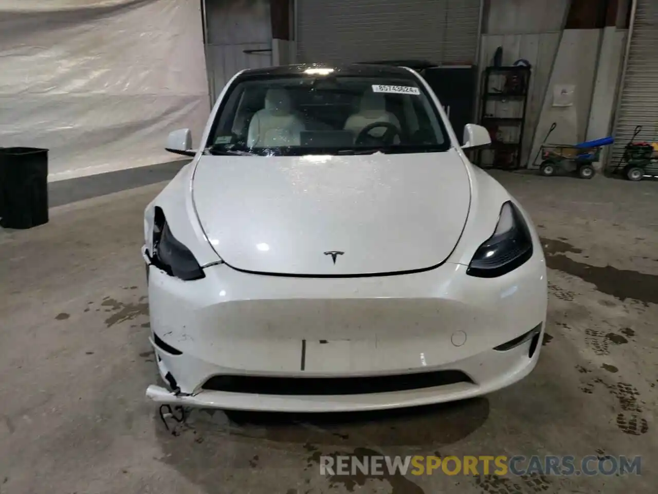 5 Photograph of a damaged car 7SAYGDEE5PA170733 TESLA MODEL Y 2023