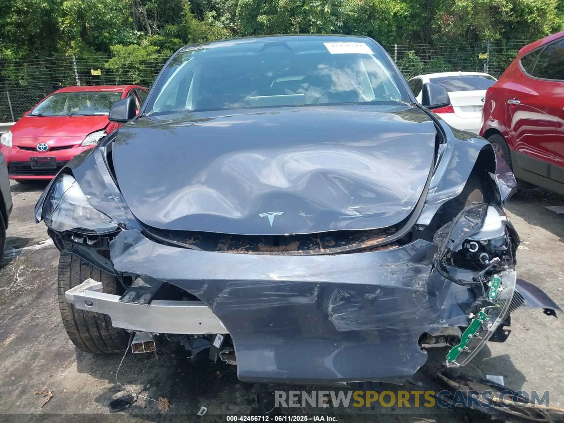 11 Photograph of a damaged car 7SAYGDEE5PA184258 TESLA MODEL Y 2023