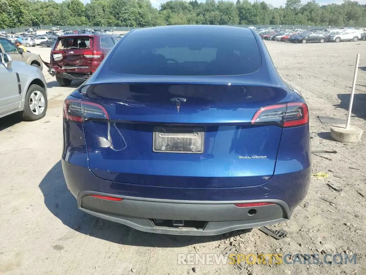6 Photograph of a damaged car 7SAYGDEE5PA186804 TESLA MODEL Y 2023