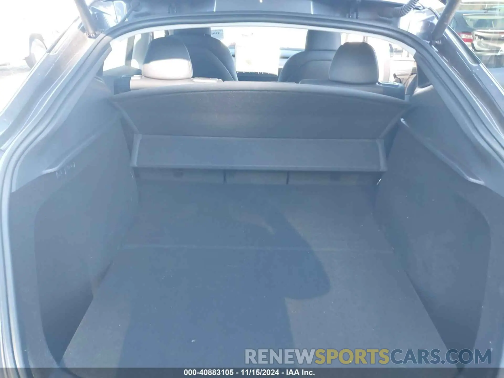 19 Photograph of a damaged car 7SAYGDEE5PA188729 TESLA MODEL Y 2023