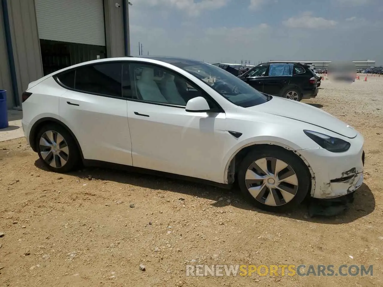 4 Photograph of a damaged car 7SAYGDEE5PA199133 TESLA MODEL Y 2023