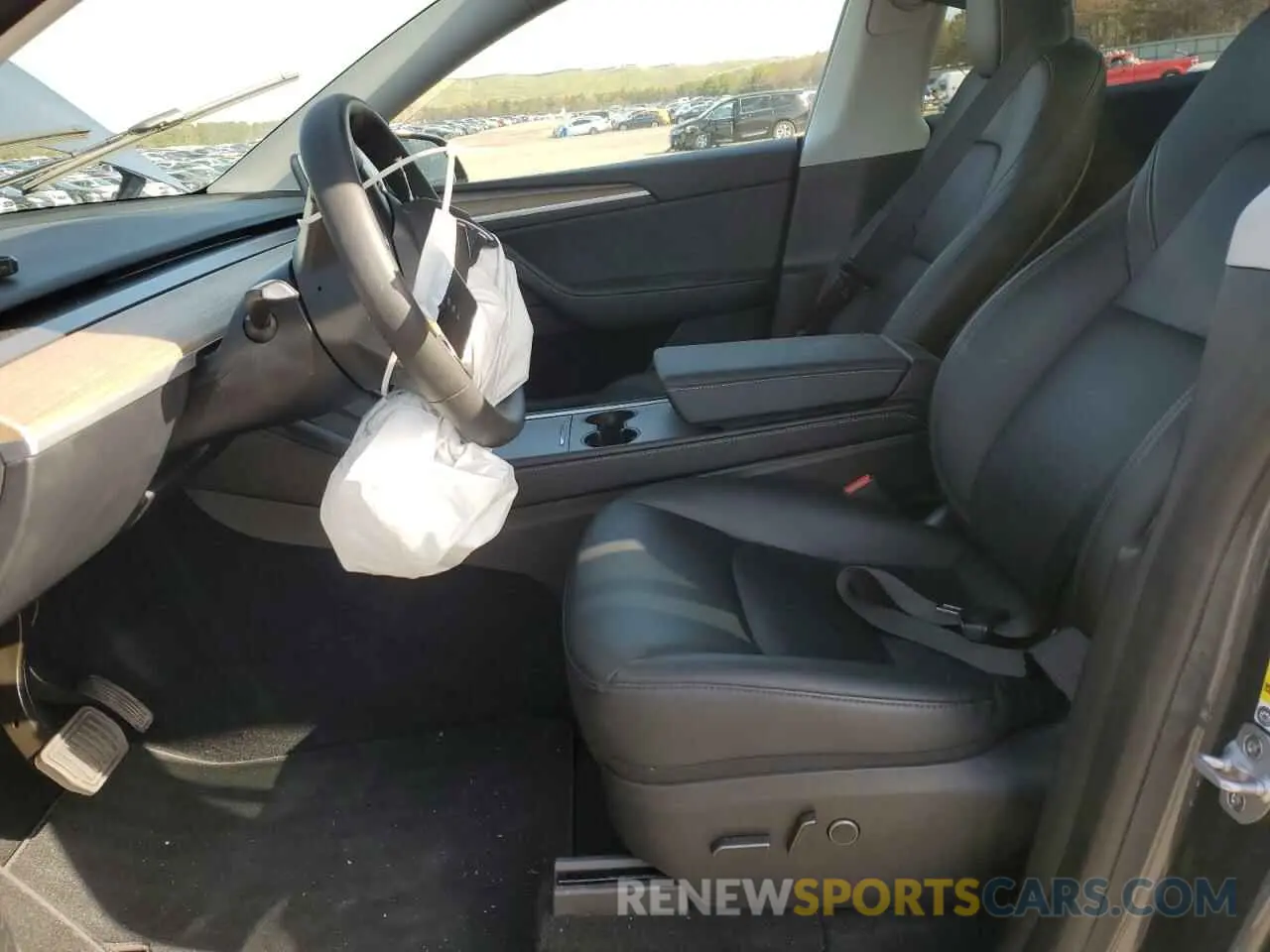 7 Photograph of a damaged car 7SAYGDEE5PA200975 TESLA MODEL Y 2023