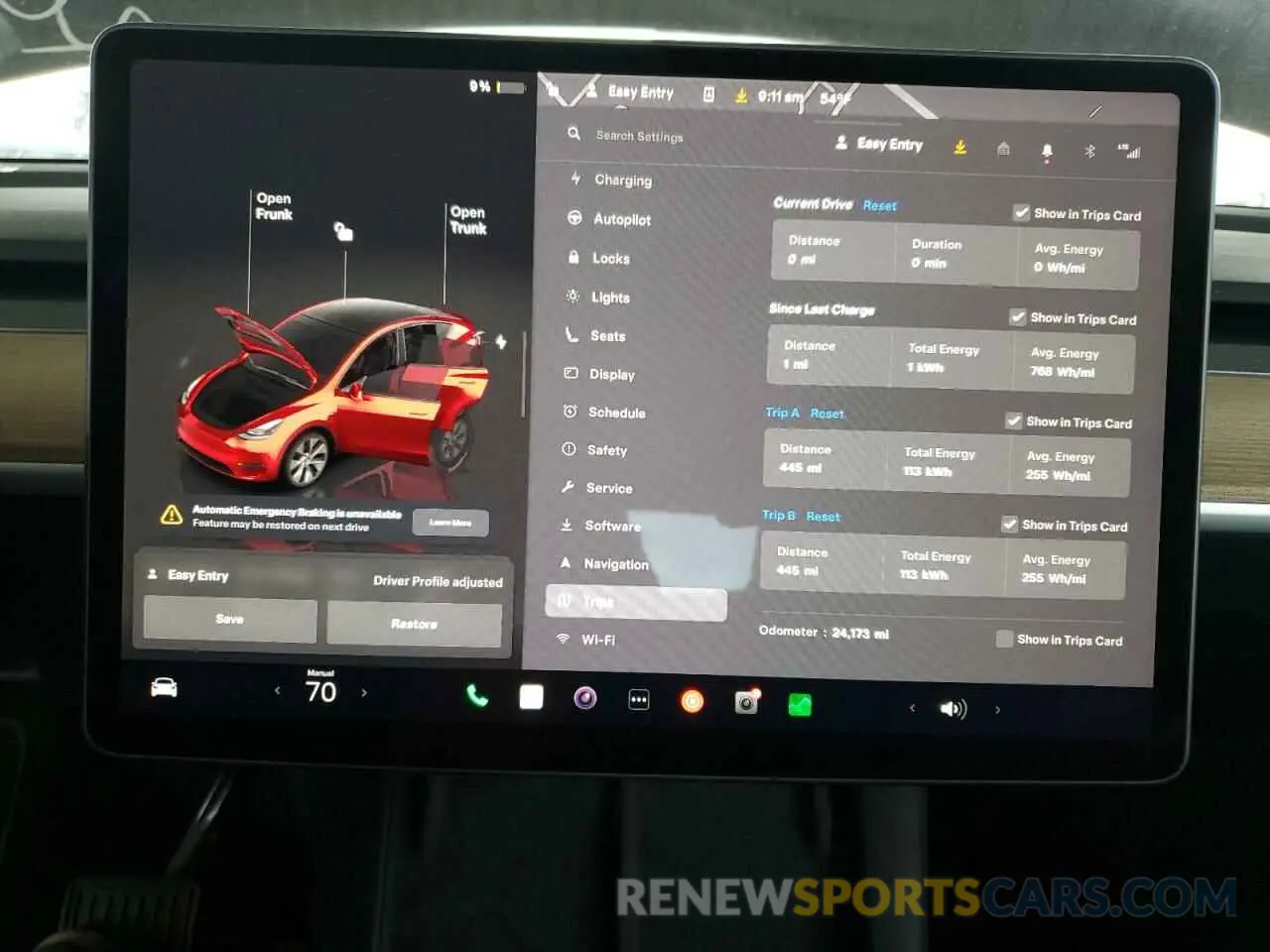 9 Photograph of a damaged car 7SAYGDEE5PA211779 TESLA MODEL Y 2023