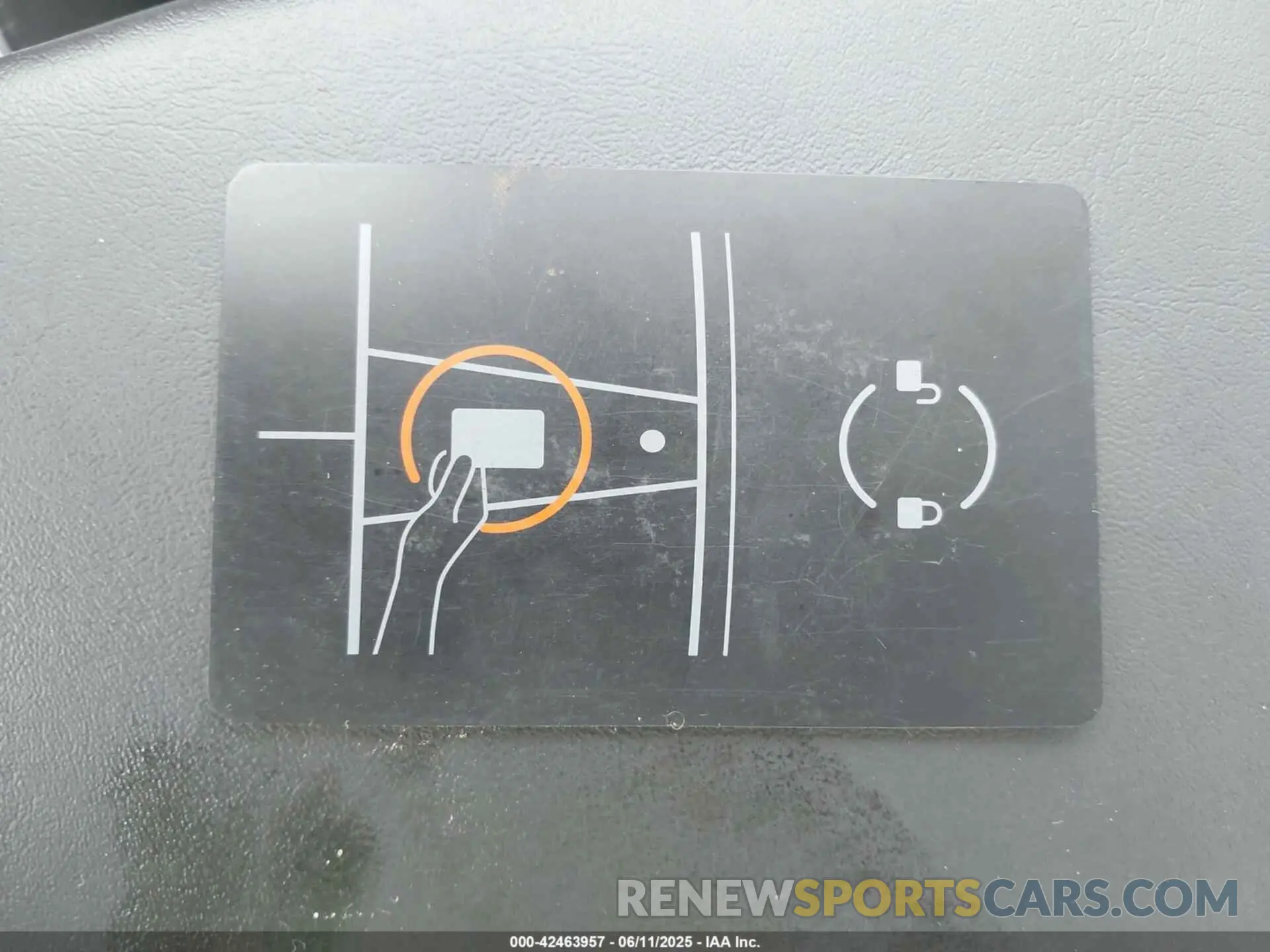 11 Photograph of a damaged car 7SAYGDEE5PF613627 TESLA MODEL Y 2023