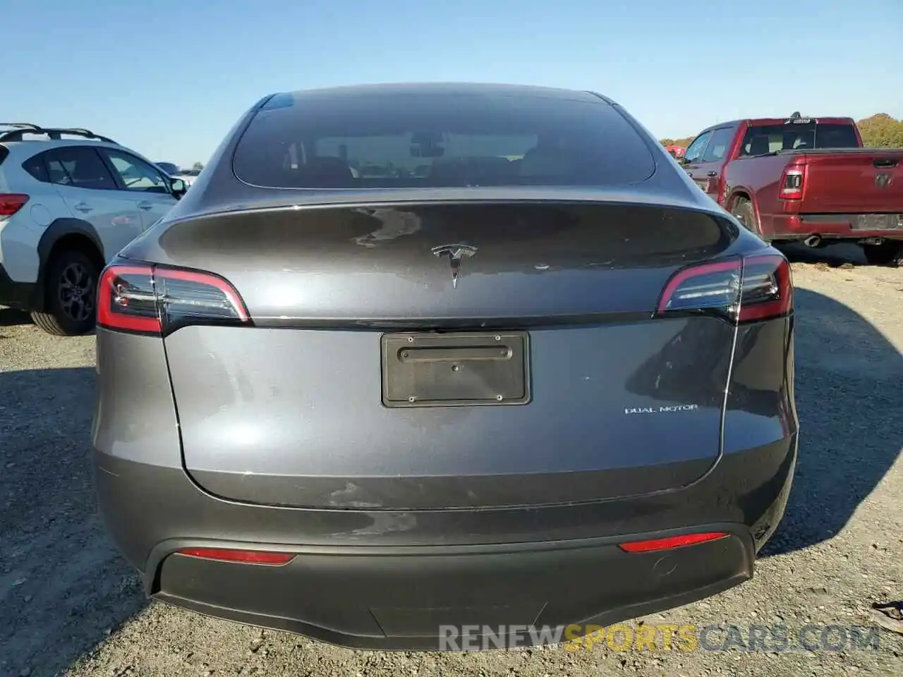 6 Photograph of a damaged car 7SAYGDEE5PF626569 TESLA MODEL Y 2023