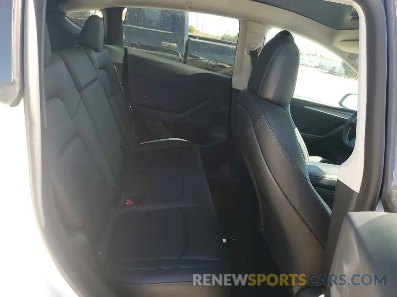 11 Photograph of a damaged car 7SAYGDEE5PF669888 TESLA MODEL Y 2023
